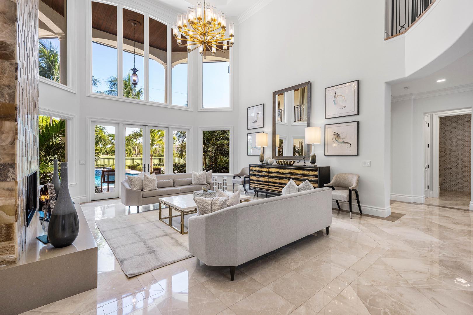 ROYAL PALM YACHT & COUNTRY CLUB - Residential