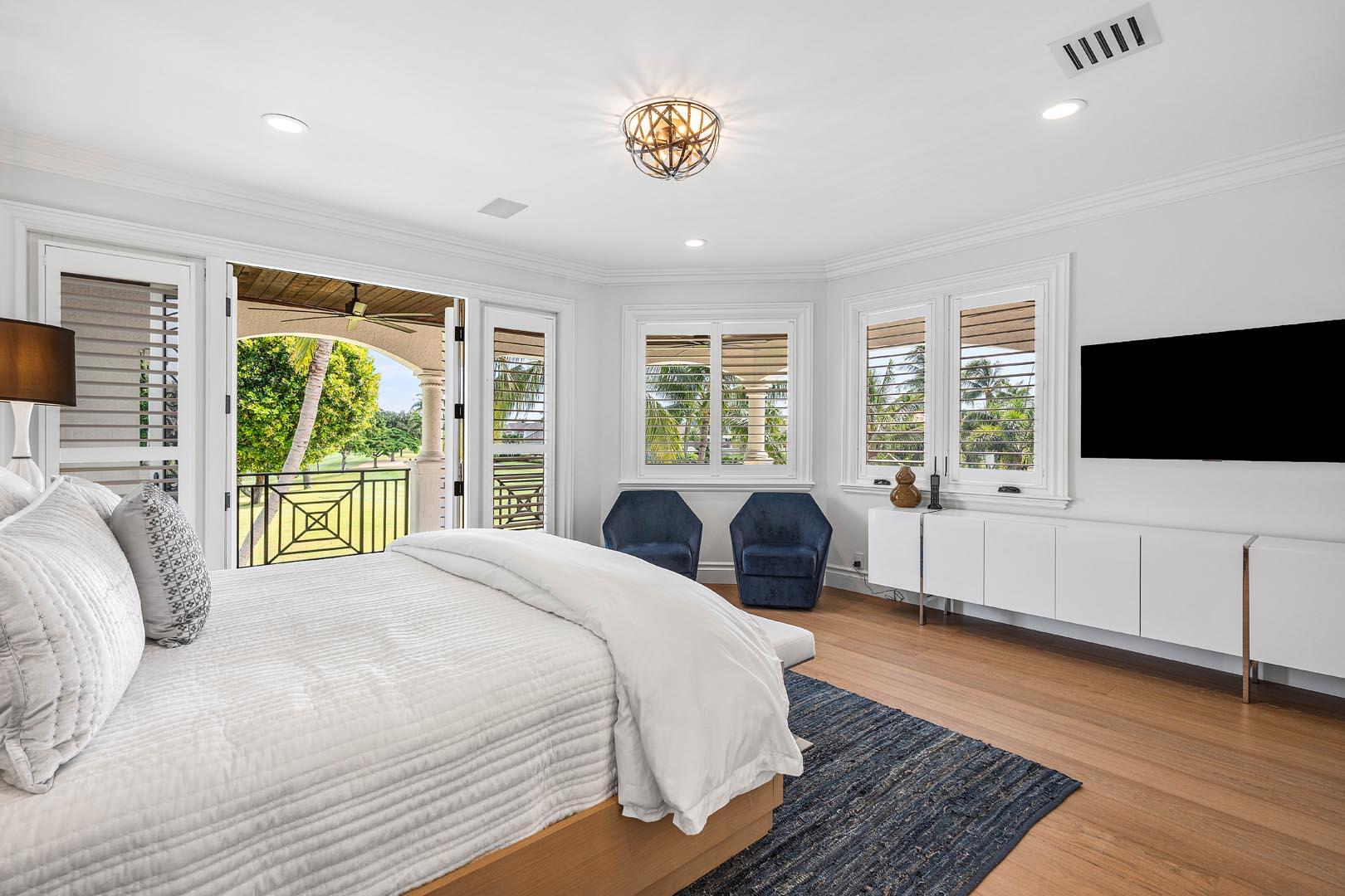 ROYAL PALM YACHT & COUNTRY CLUB - Residential
