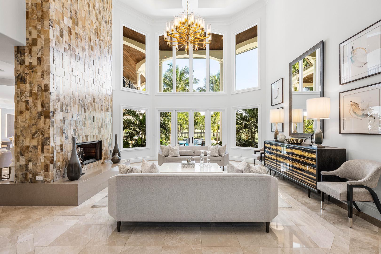 ROYAL PALM YACHT & COUNTRY CLUB - Residential
