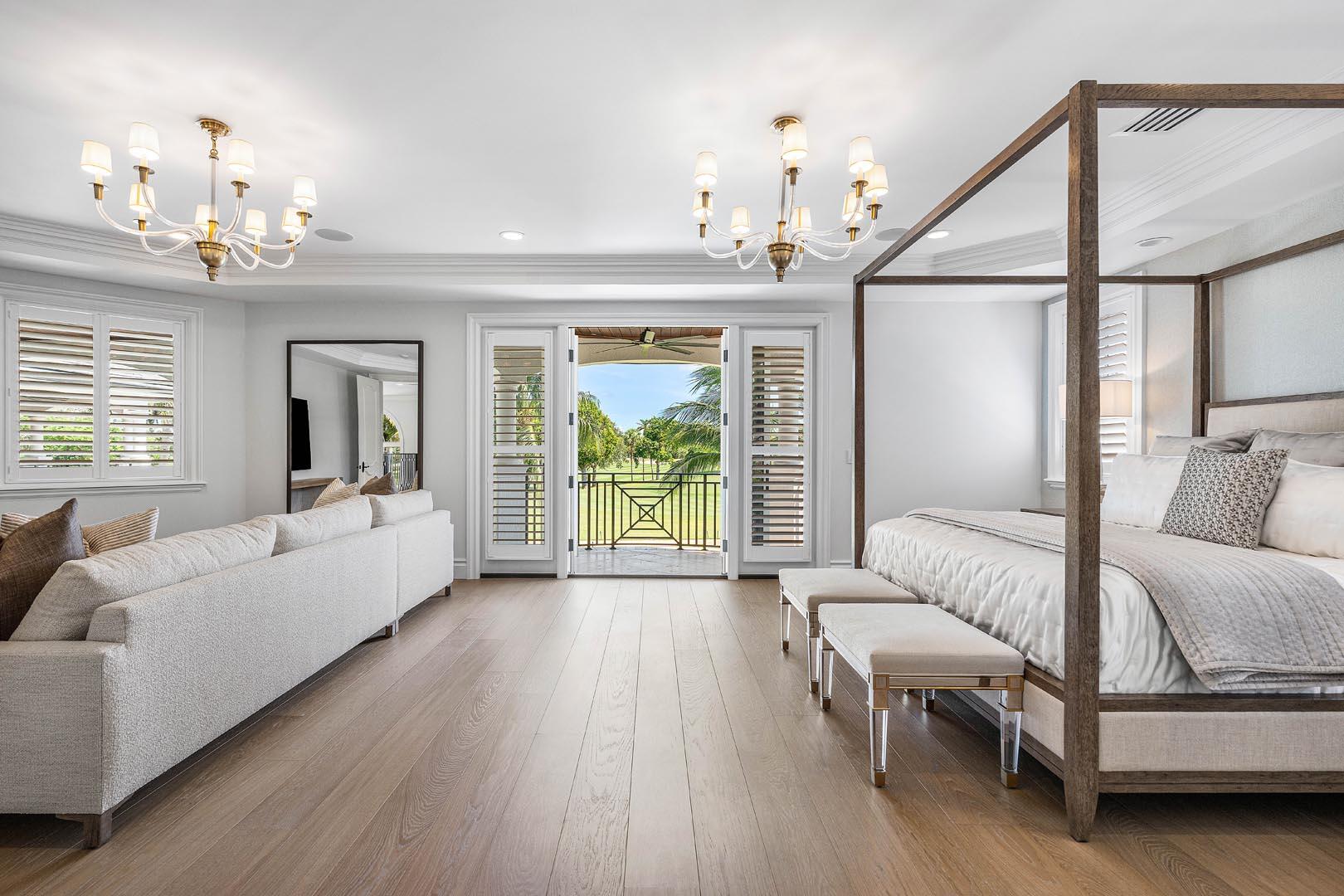 ROYAL PALM YACHT & COUNTRY CLUB - Residential