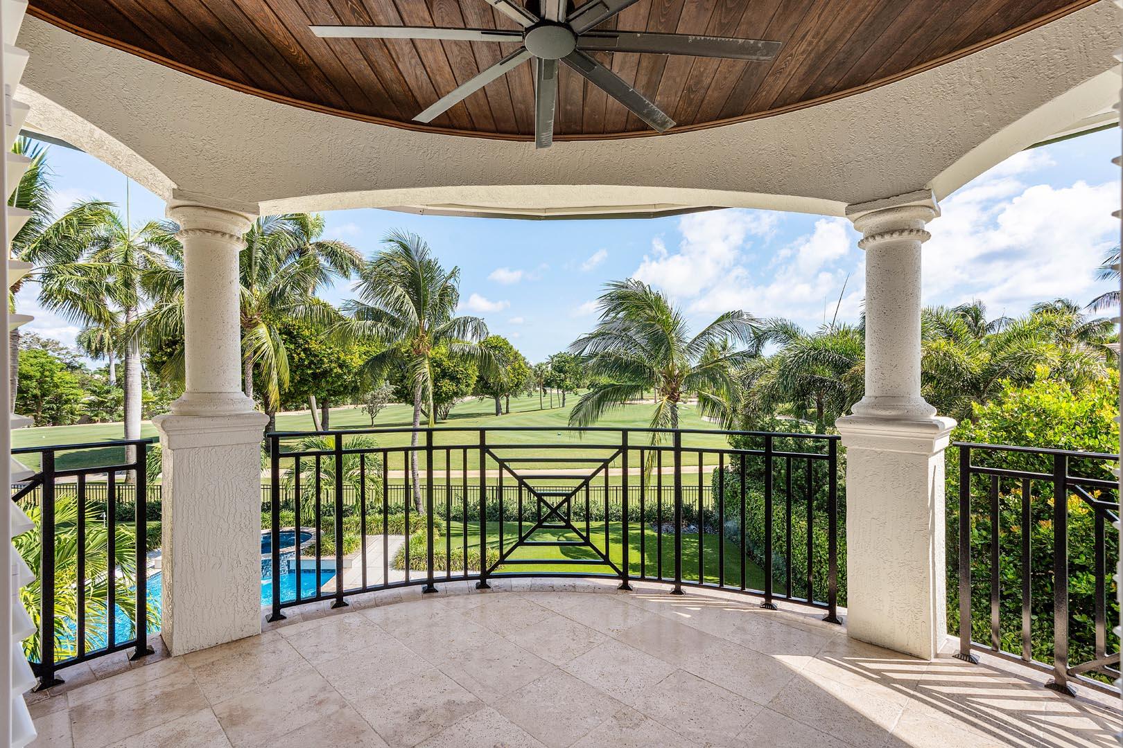 ROYAL PALM YACHT & COUNTRY CLUB - Residential