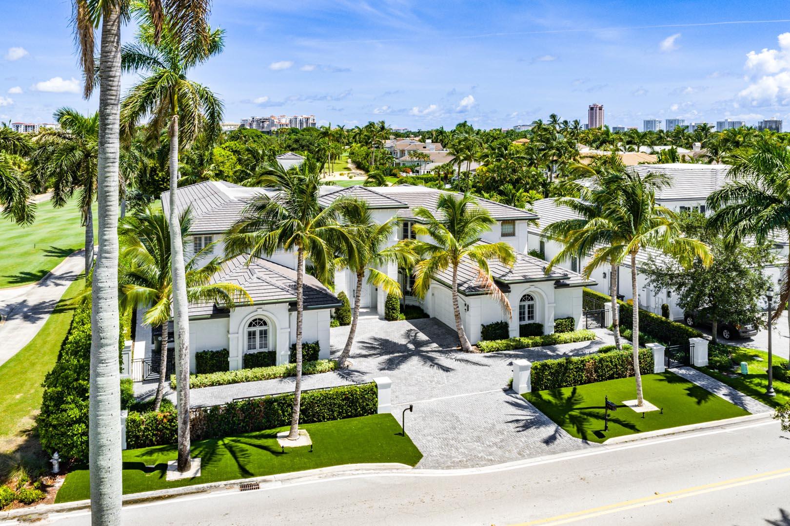 ROYAL PALM YACHT & COUNTRY CLUB - Residential