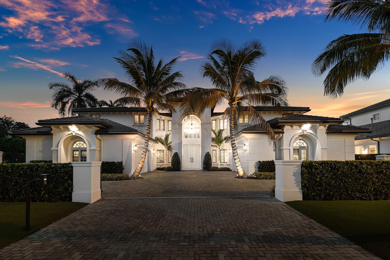 ROYAL PALM YACHT & COUNTRY CLUB - Residential