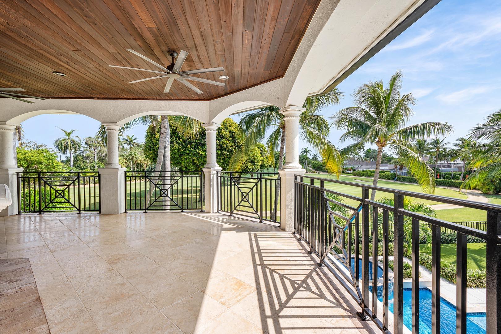 ROYAL PALM YACHT & COUNTRY CLUB - Residential