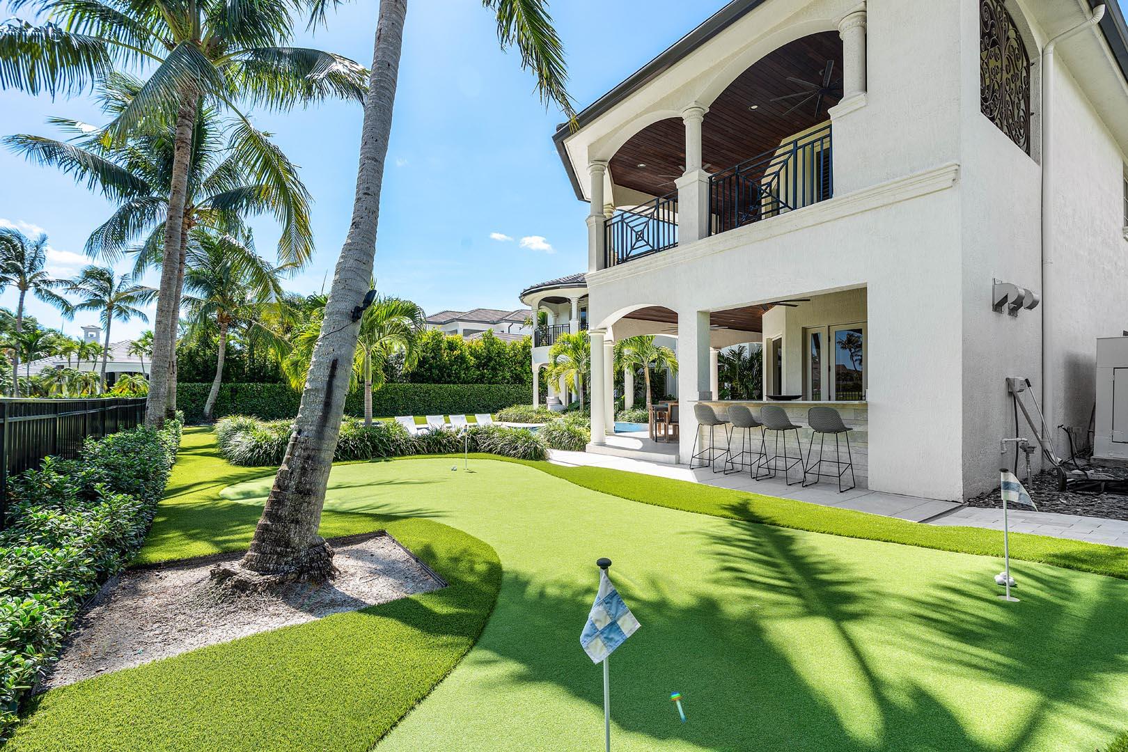 ROYAL PALM YACHT & COUNTRY CLUB - Residential