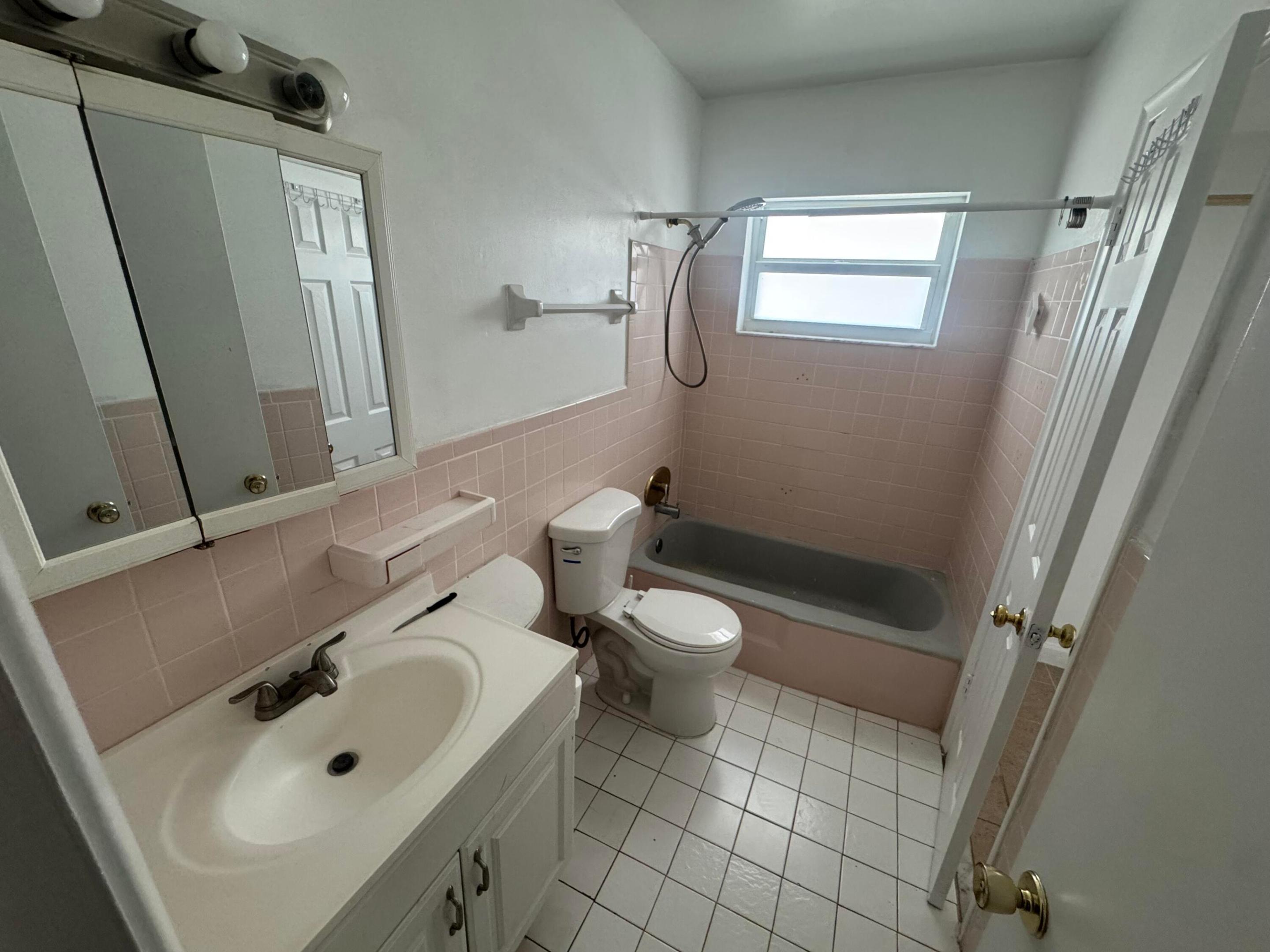 BONITA SPRINGS CONDO - Residential Lease