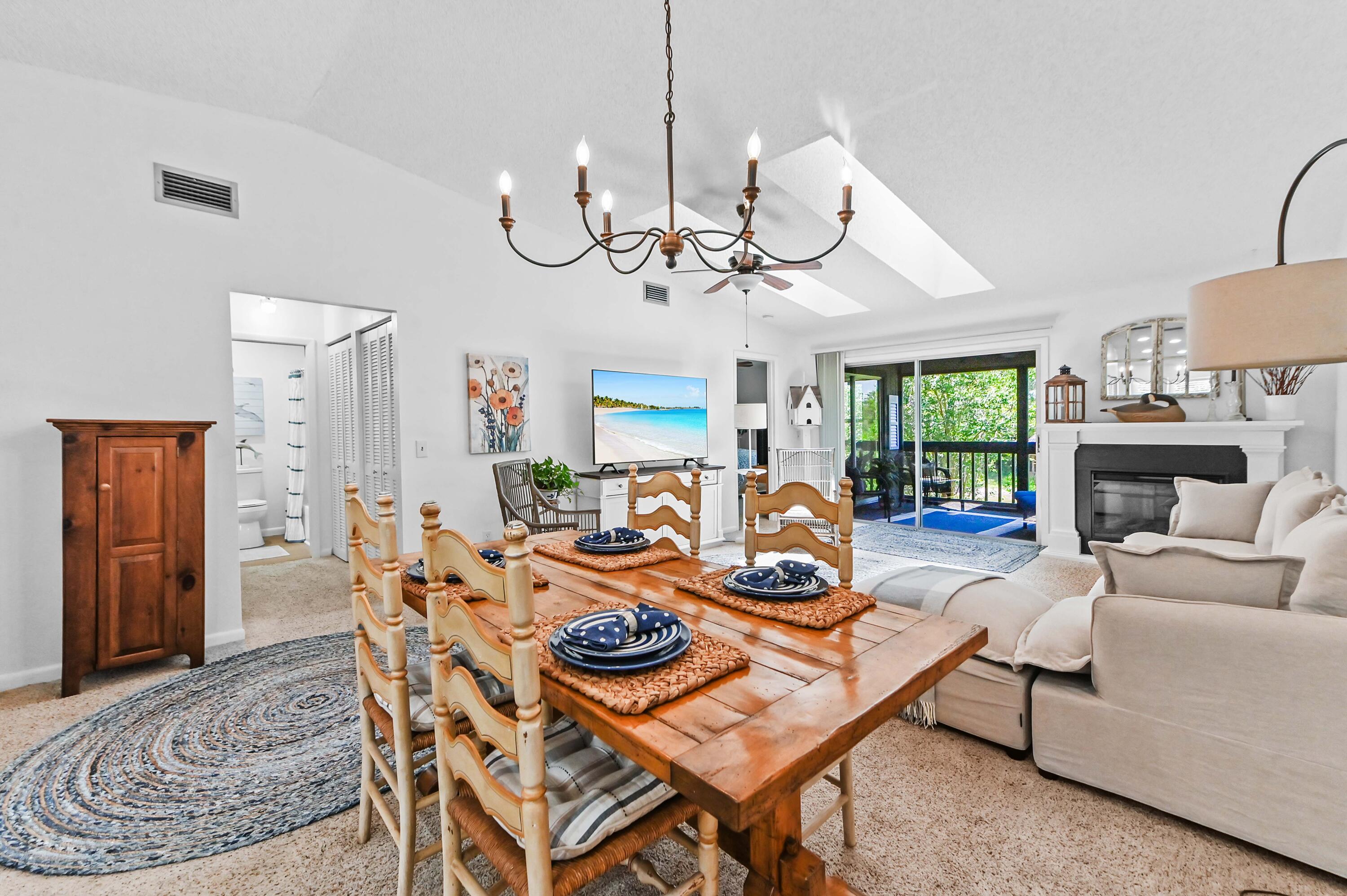 Pinecroft - Residential