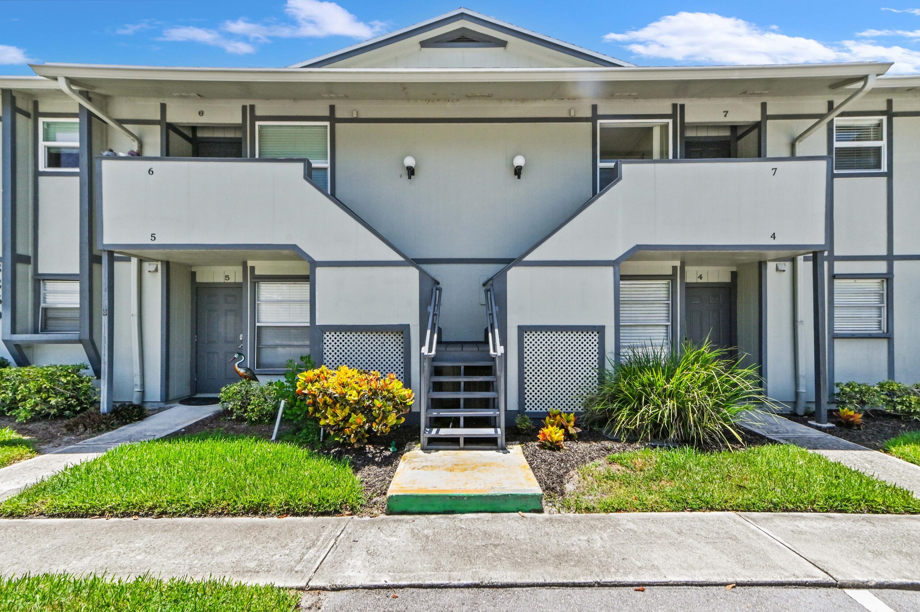 Pinecroft - Residential