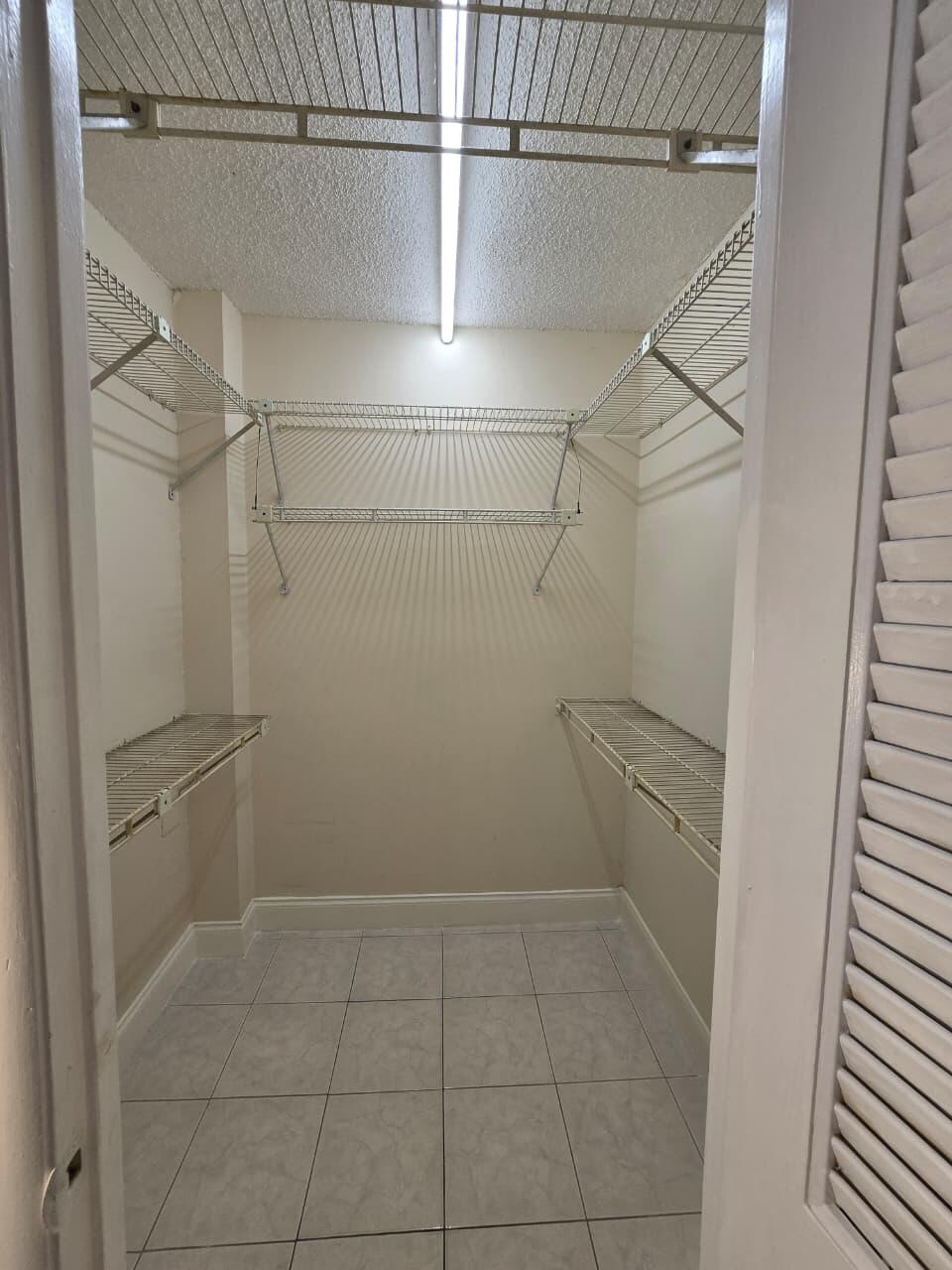 SEQUOIA GARDENS I CONDO - Residential Lease