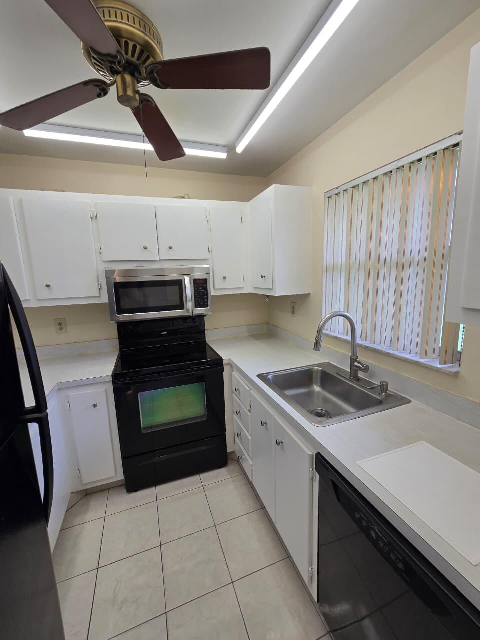 SEQUOIA GARDENS I CONDO - Residential Lease