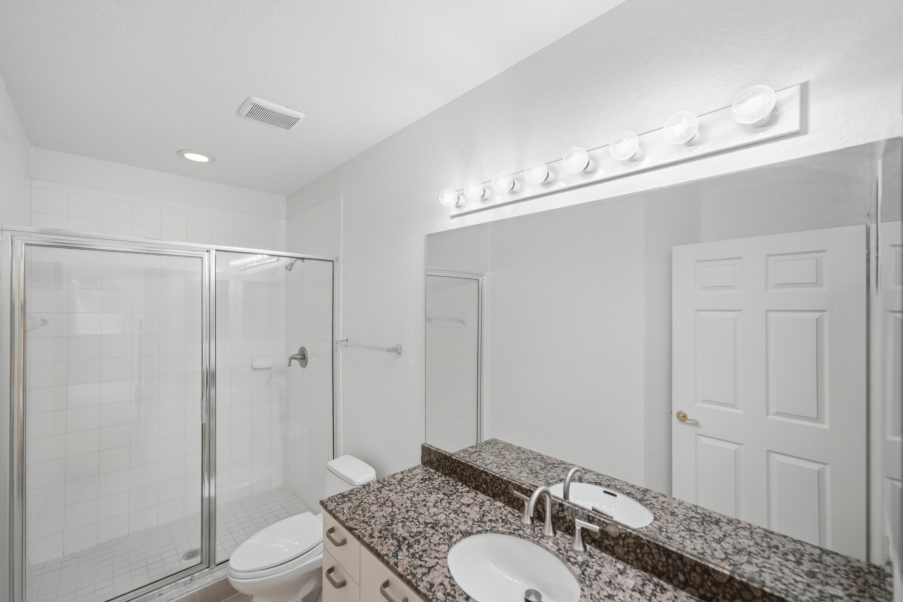 VILABELLA CENTRAL PARK CONDO - Residential