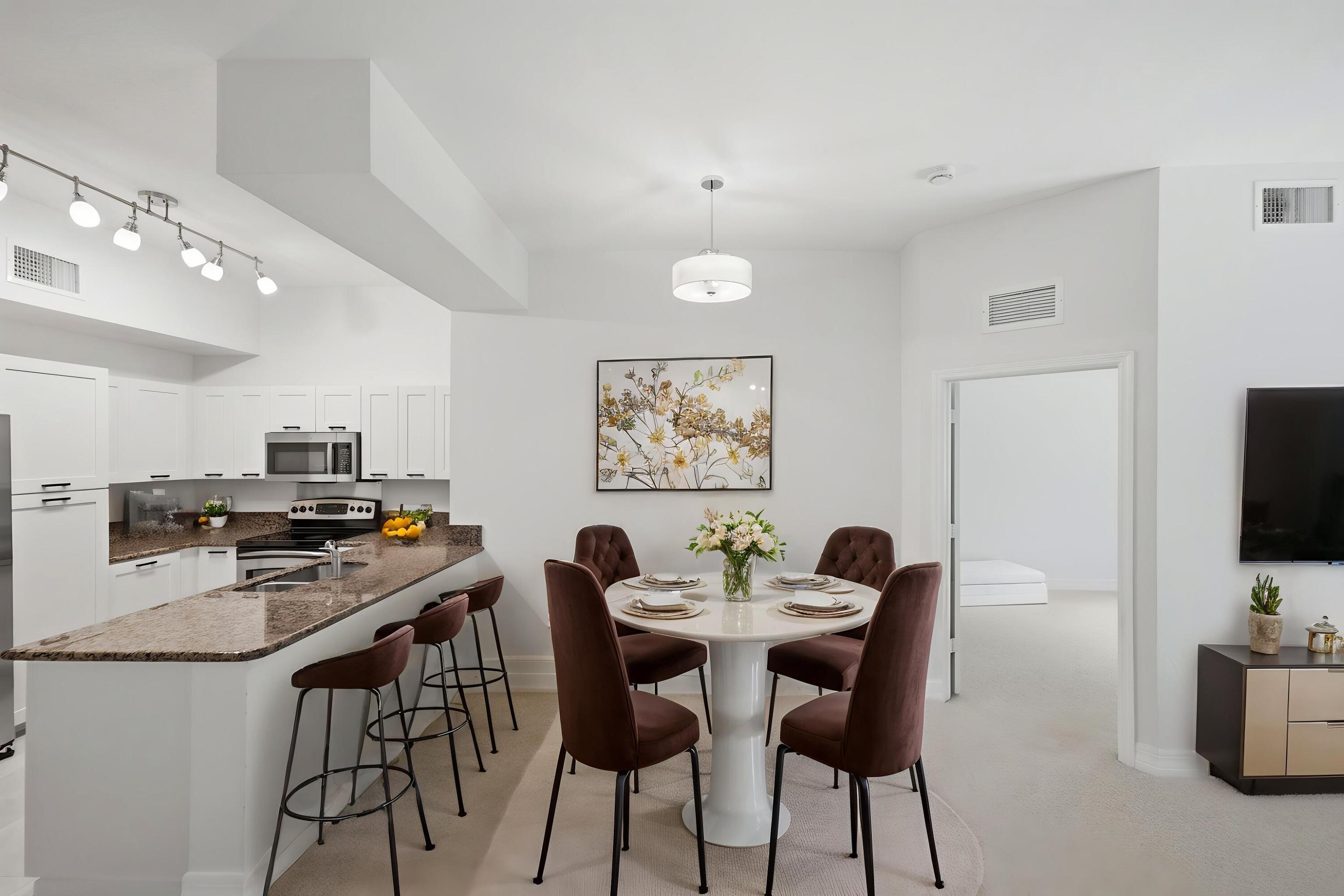 VILABELLA CENTRAL PARK CONDO - Residential