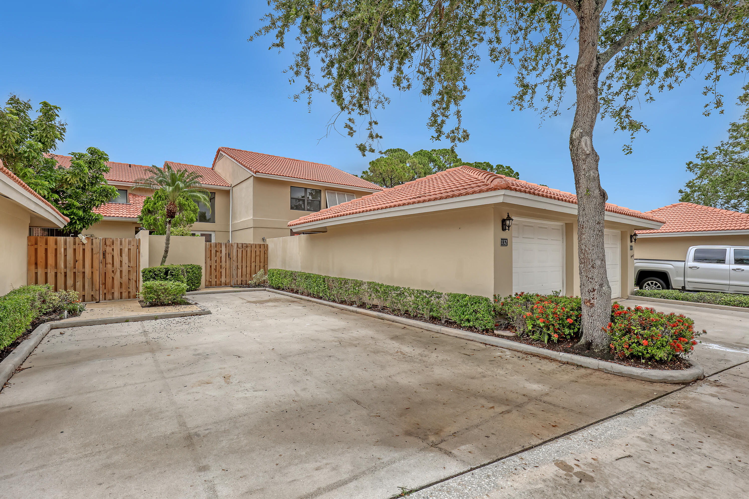 PGA PATIO HOMES - Residential