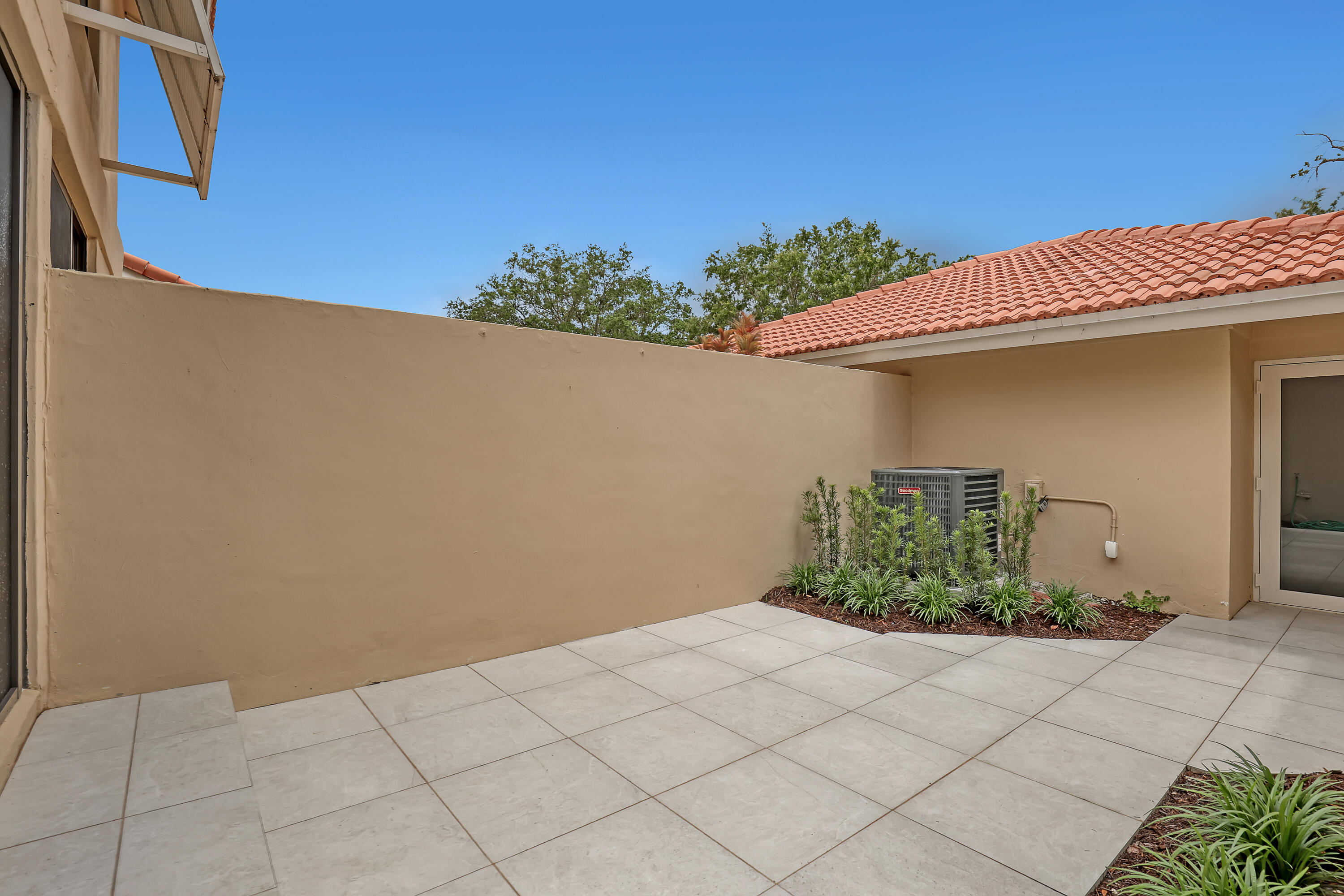 PGA PATIO HOMES - Residential