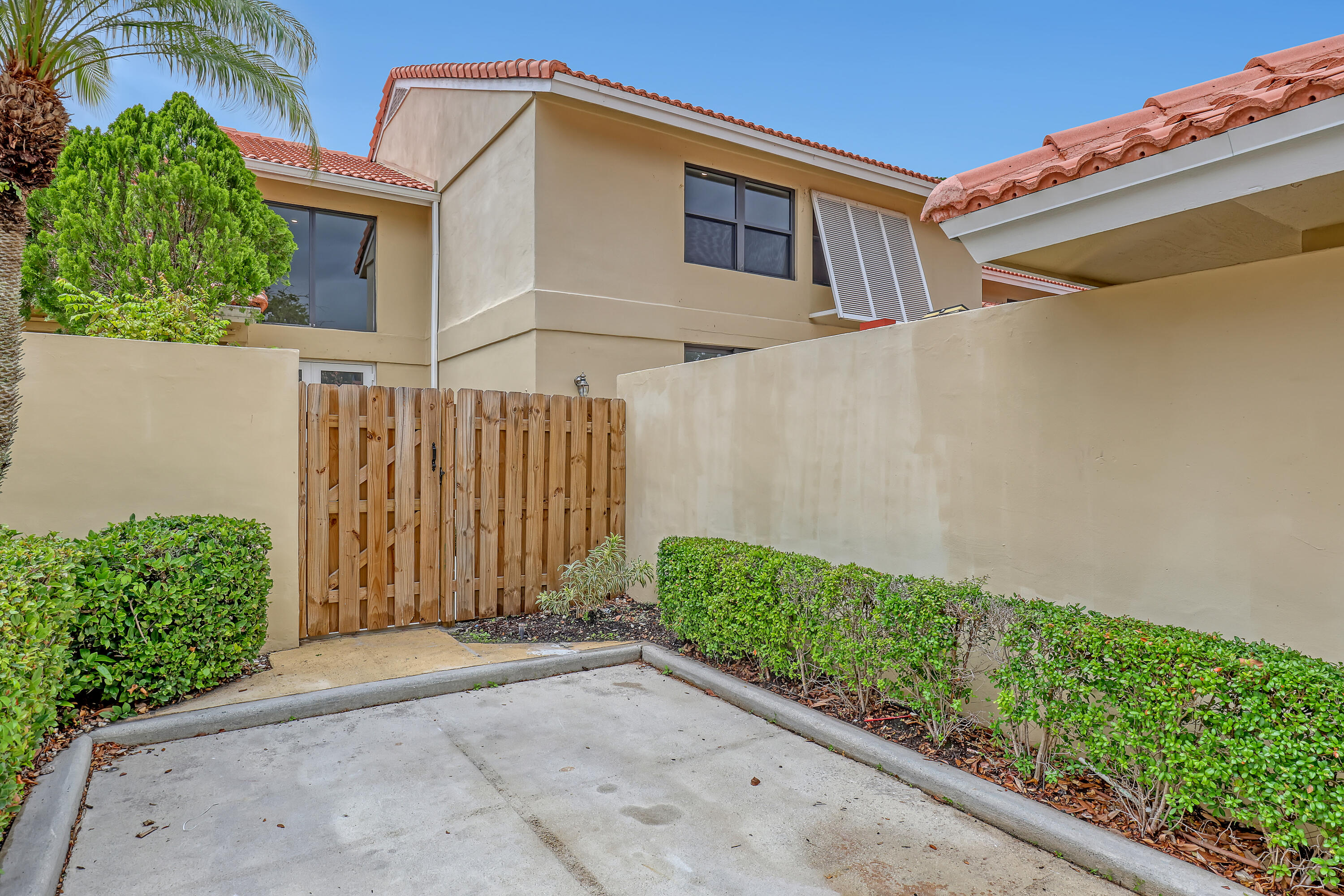 PGA PATIO HOMES - Residential