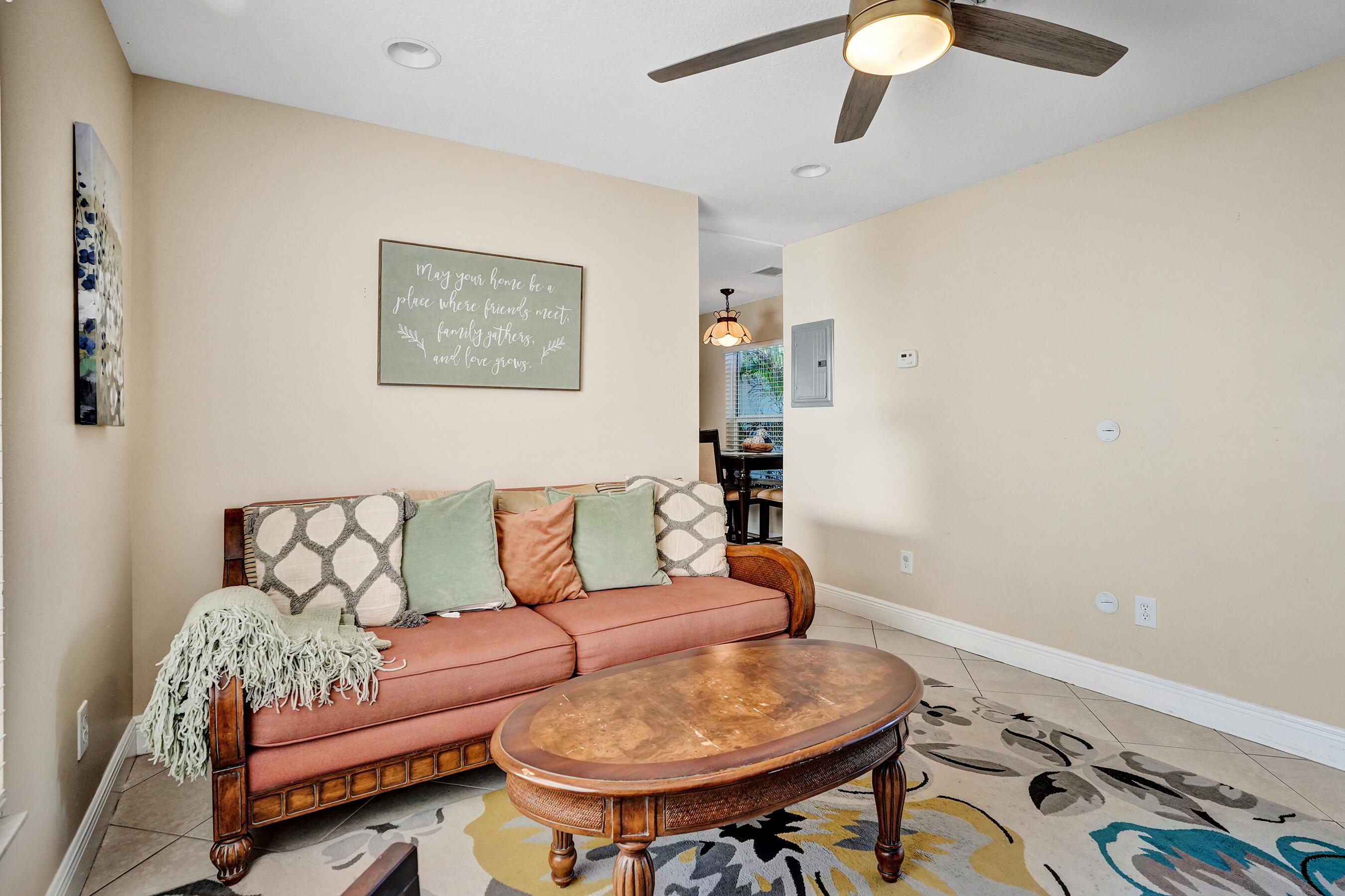 NORTH PALM BEACH VILLAGE OF 4 - Residential Lease