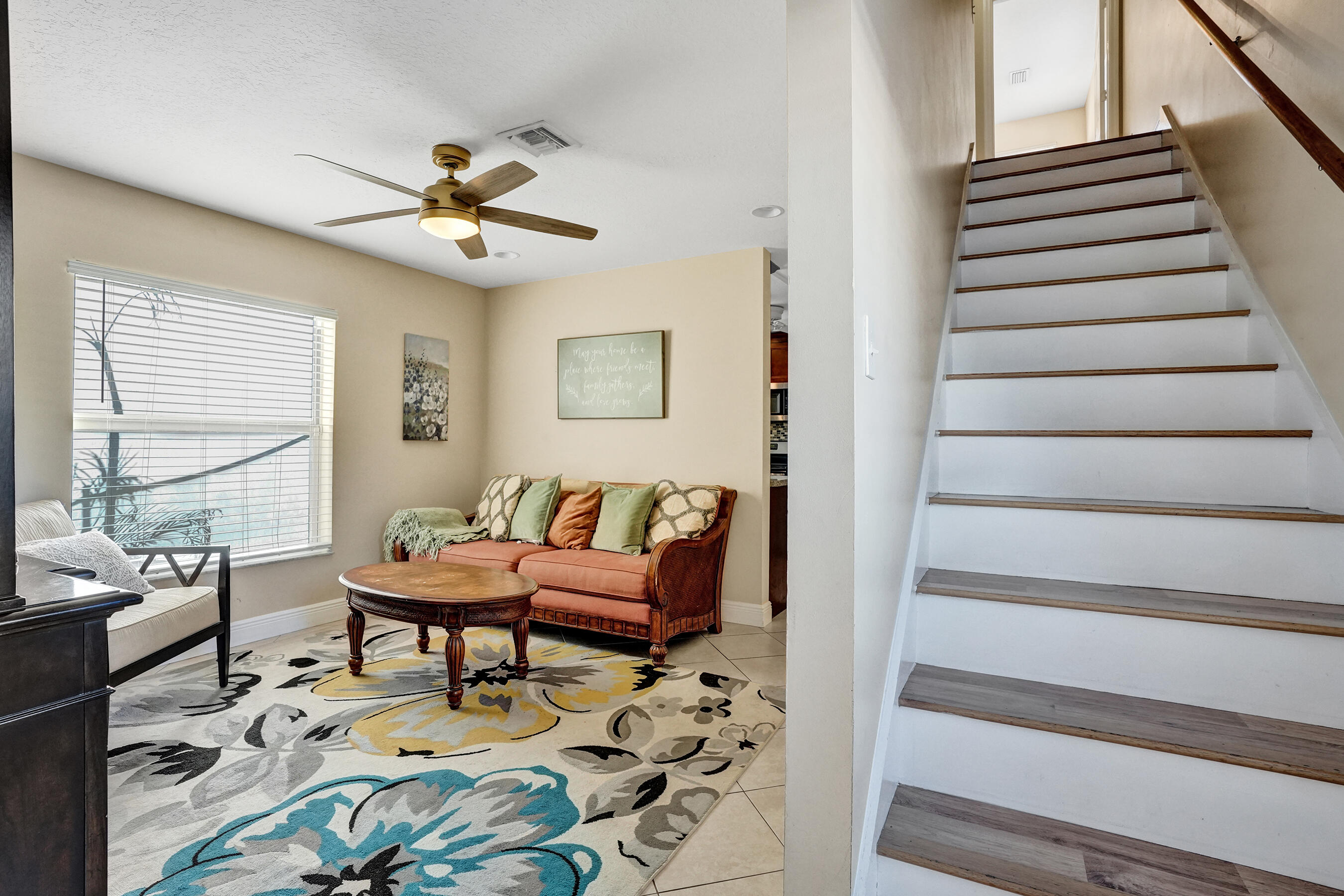 NORTH PALM BEACH VILLAGE OF 4 - Residential Lease