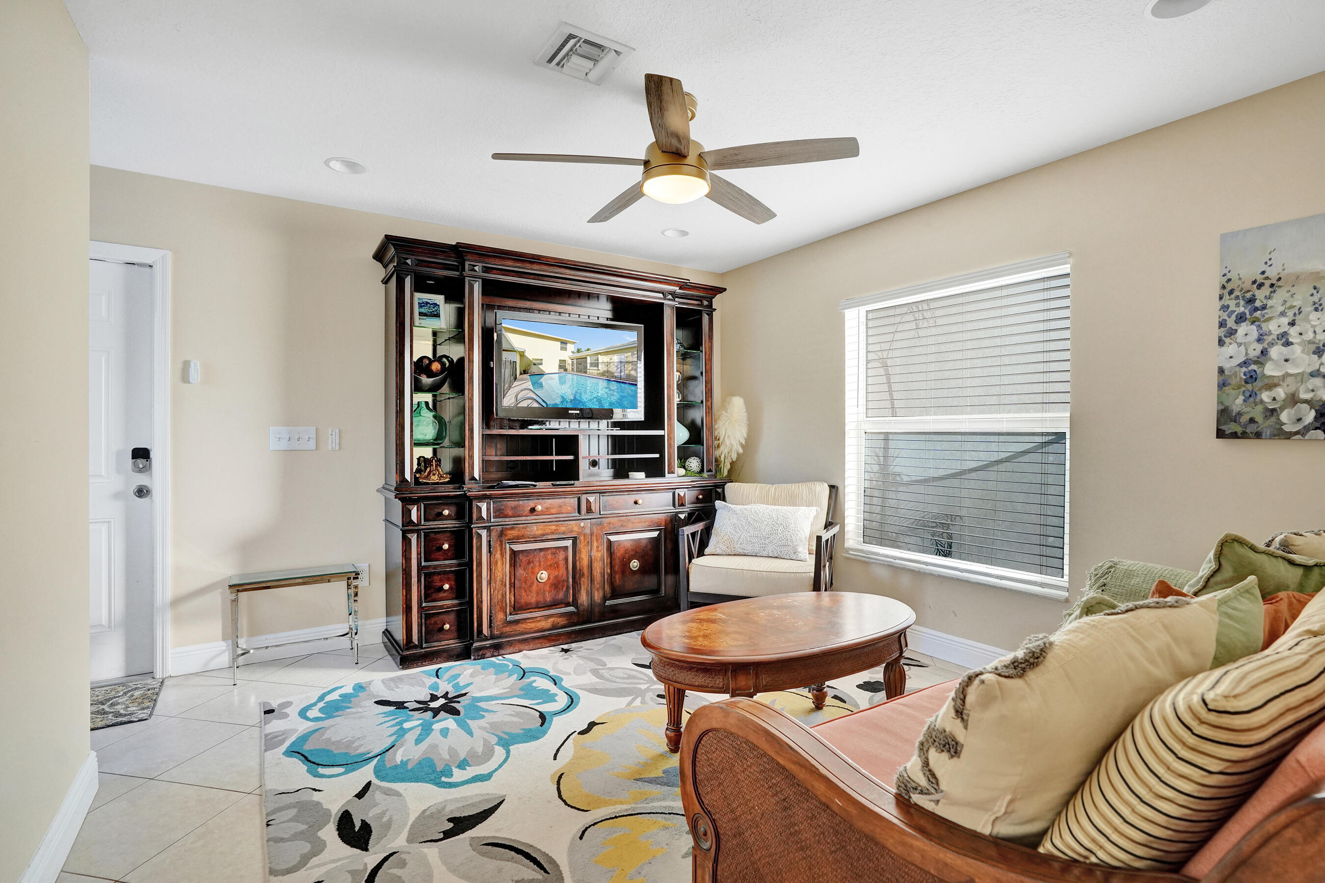 NORTH PALM BEACH VILLAGE OF 4 - Residential Lease