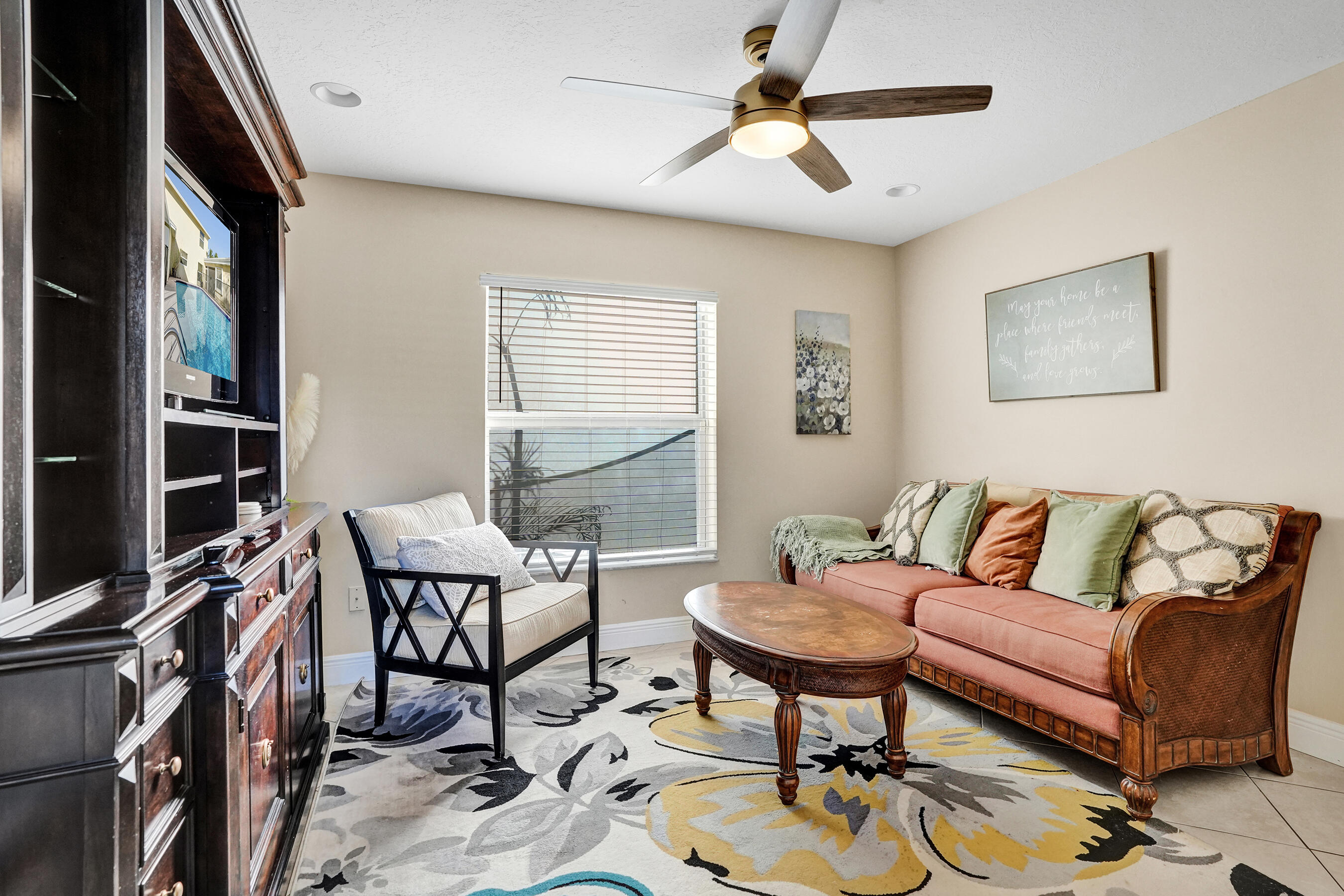 NORTH PALM BEACH VILLAGE OF 4 - Residential Lease