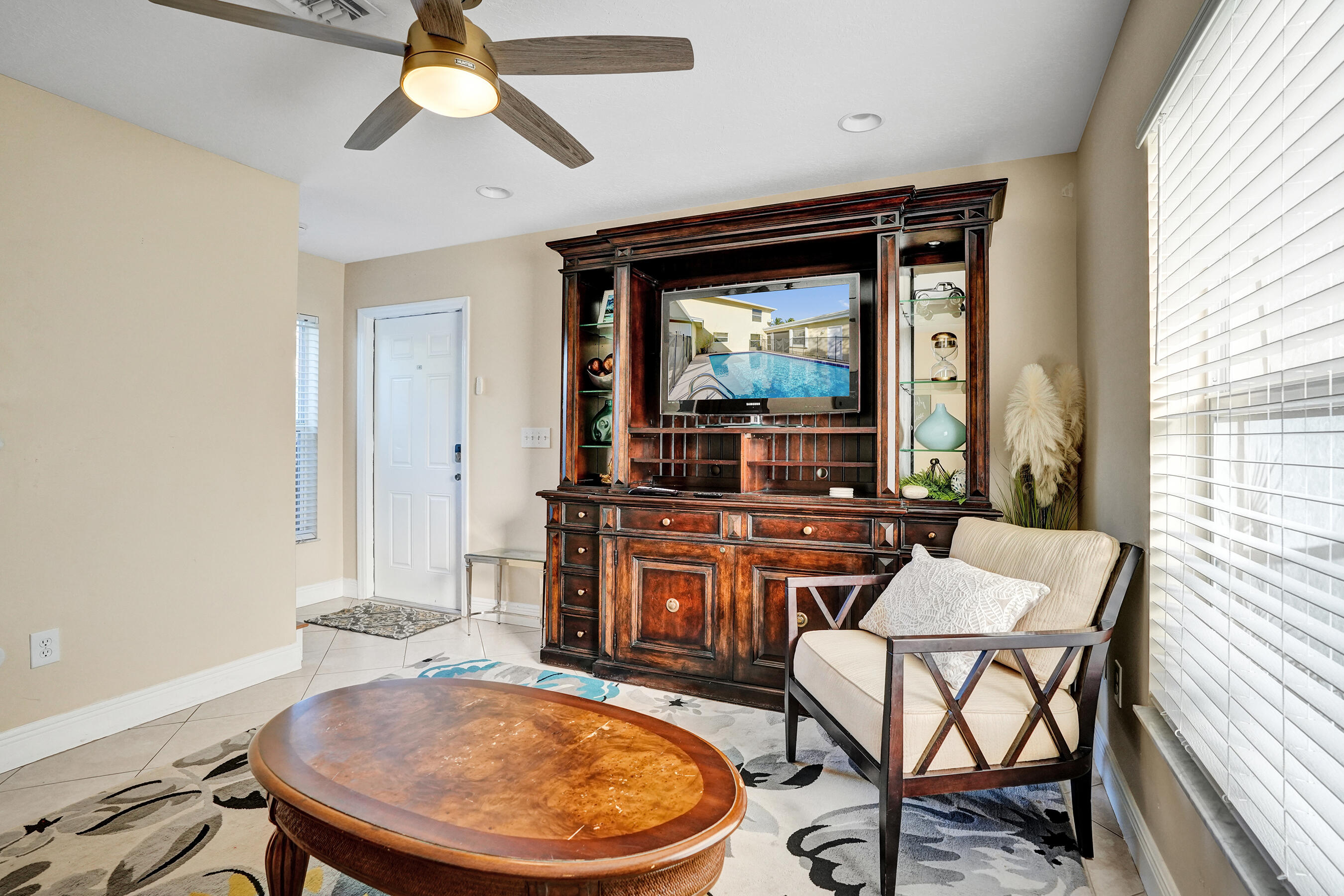 NORTH PALM BEACH VILLAGE OF 4 - Residential Lease