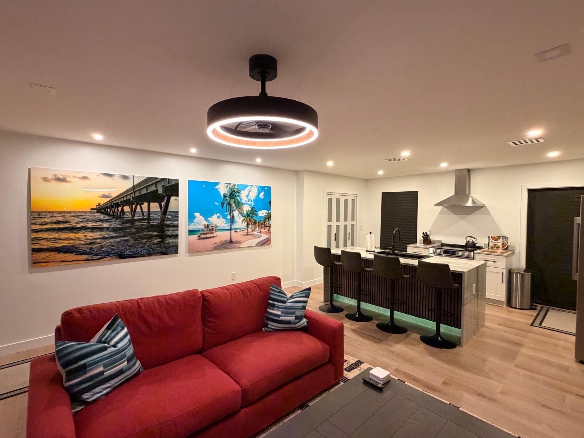 BISCAYNE GARDENS SEC F PT 3 - Residential Lease