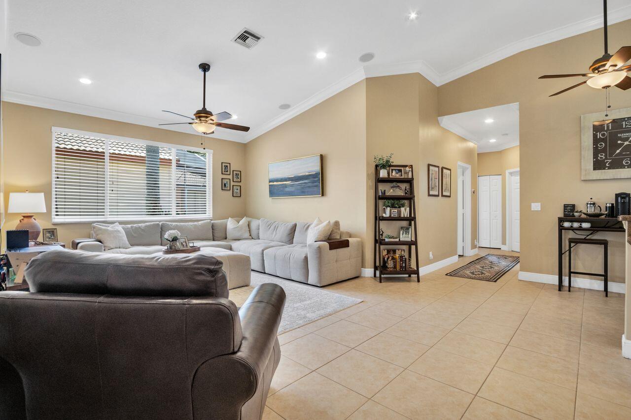 REGENCY LAKES AT COCONUT CREEK / MALLARDS LANDING - Residential