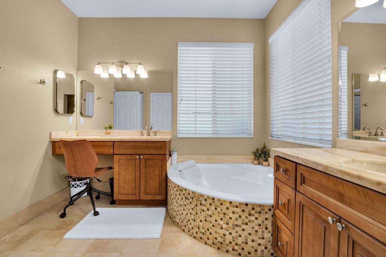REGENCY LAKES AT COCONUT CREEK / MALLARDS LANDING - Residential