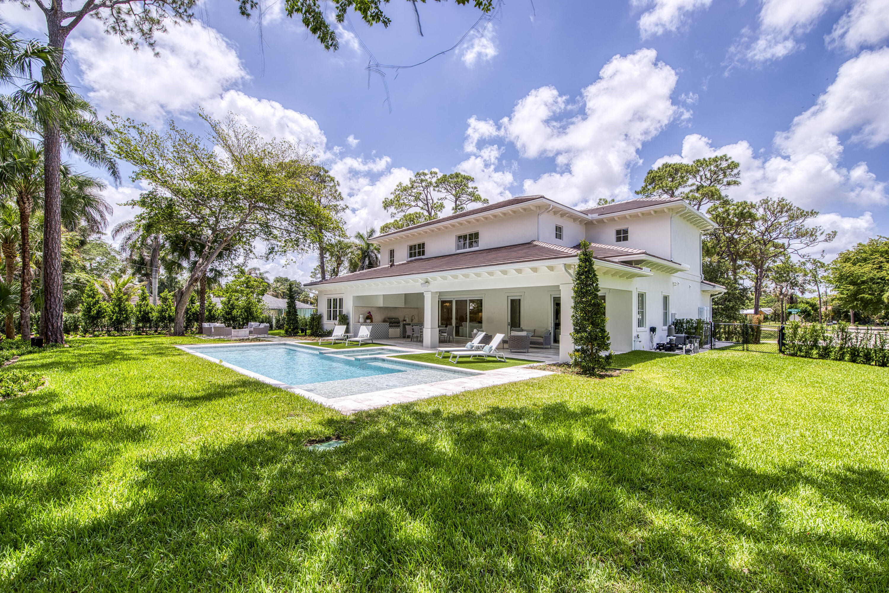 Pennock Point - Residential