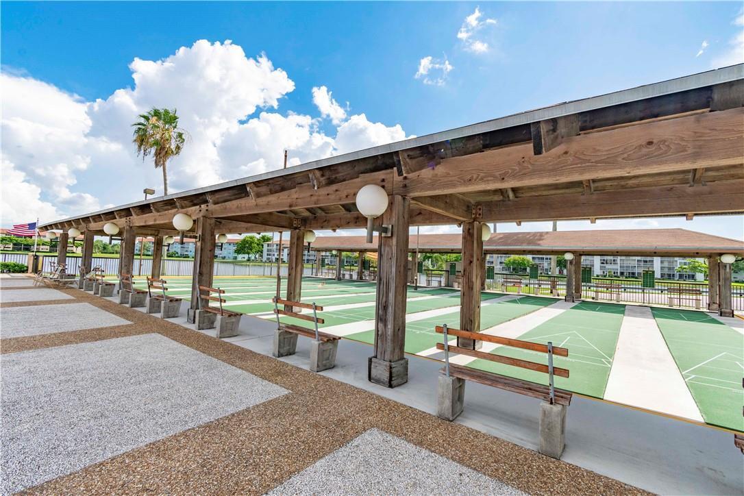 KINGSLEY AT CENTURY VILLAGE - Residential