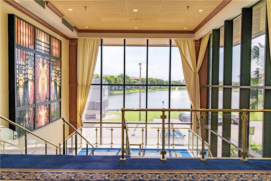 KINGSLEY AT CENTURY VILLAGE - Residential