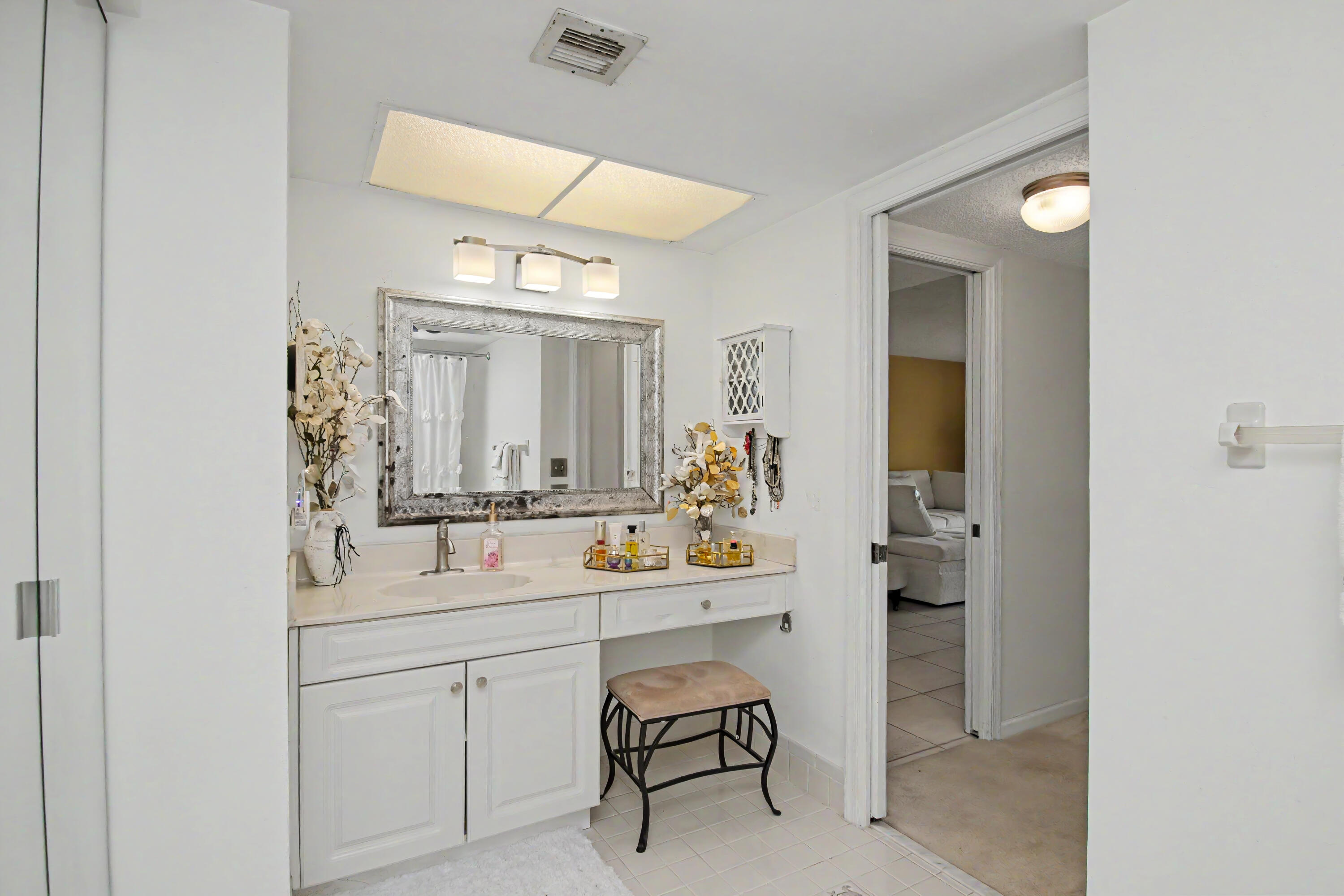 PINES OF BOCA BARWOOD CONDO - Residential