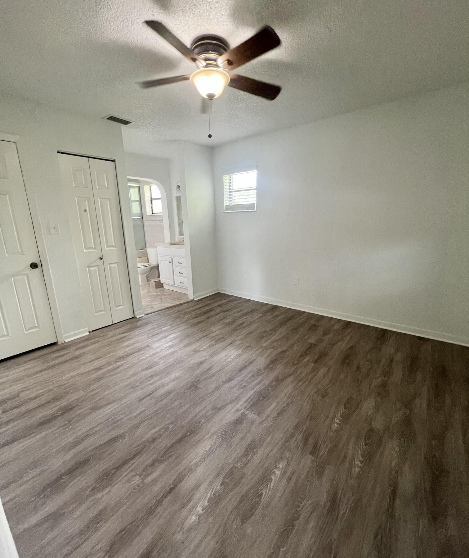 SHAKER WOODS VILLAGE - Residential Lease