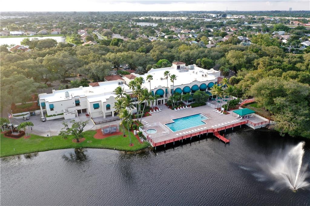 Pine Island Ridge - Residential