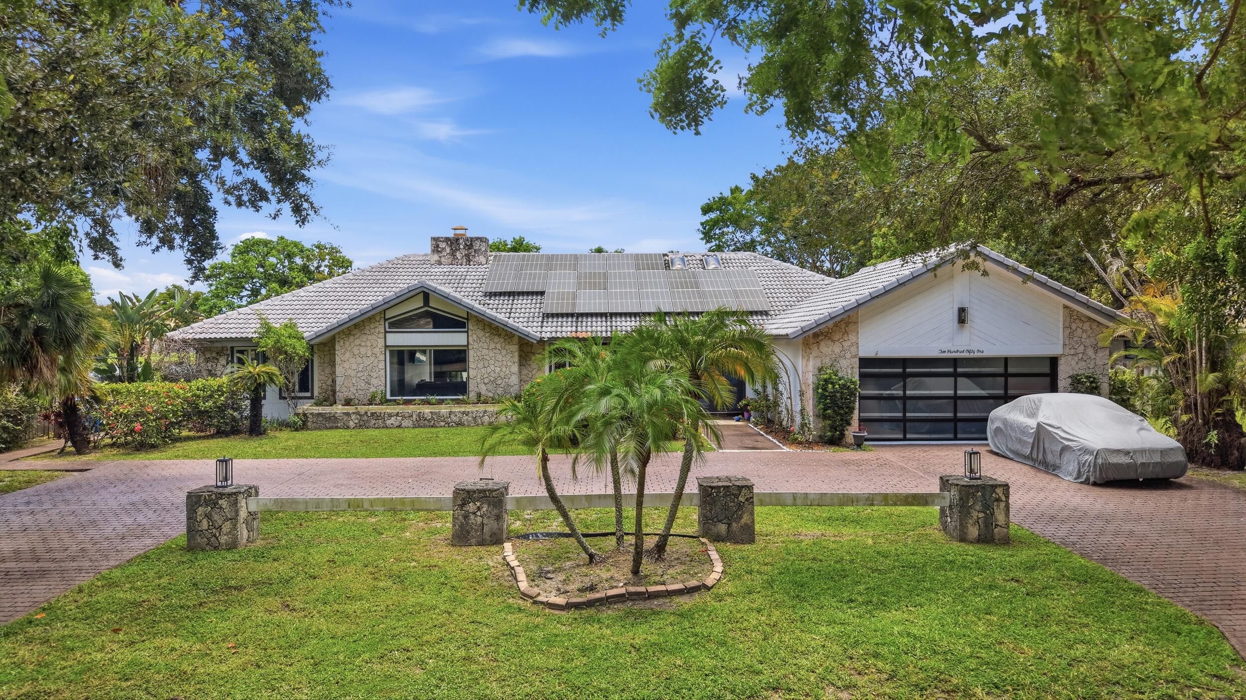 OAK WOOD - Residential