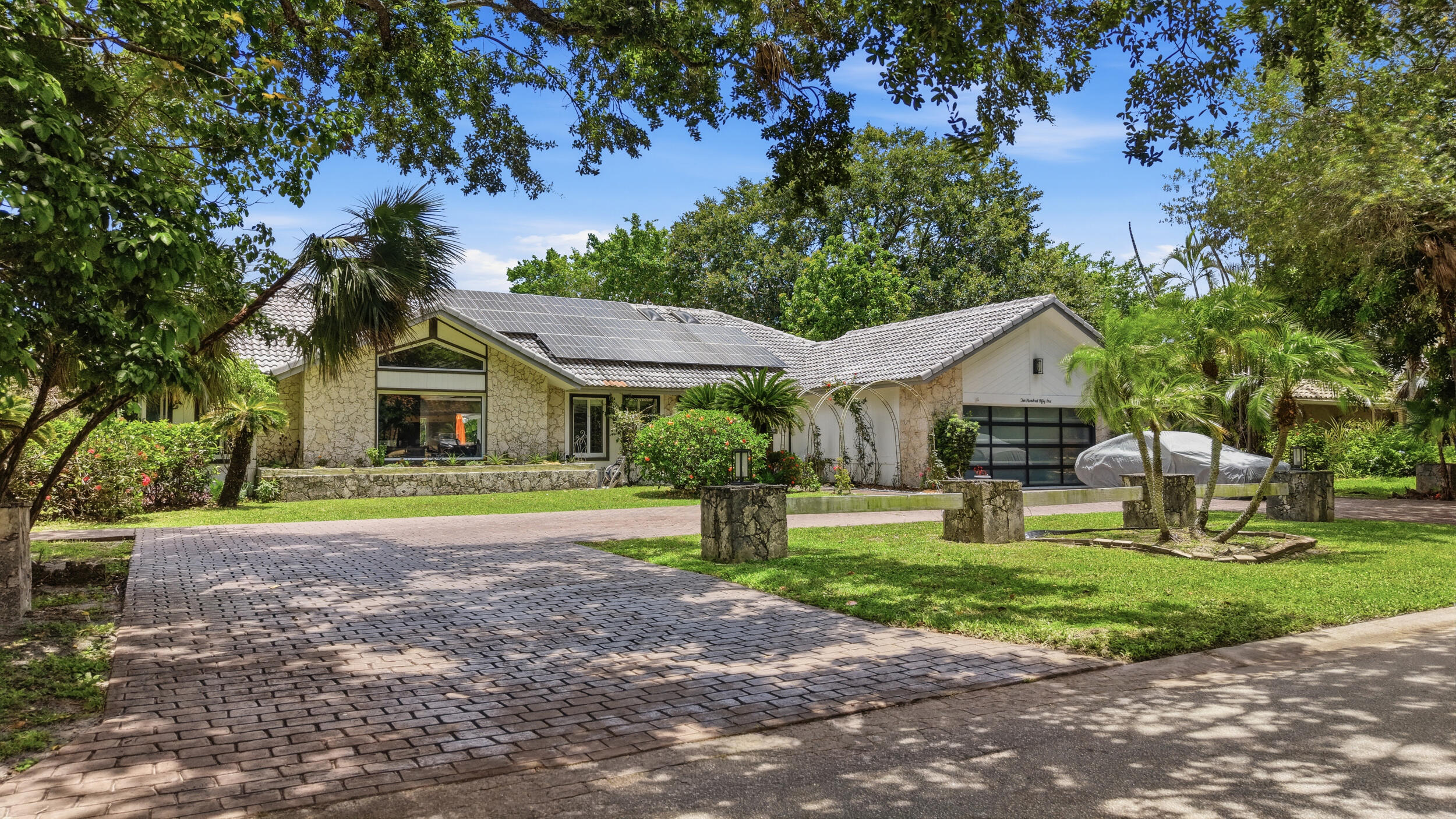 OAK WOOD - Residential