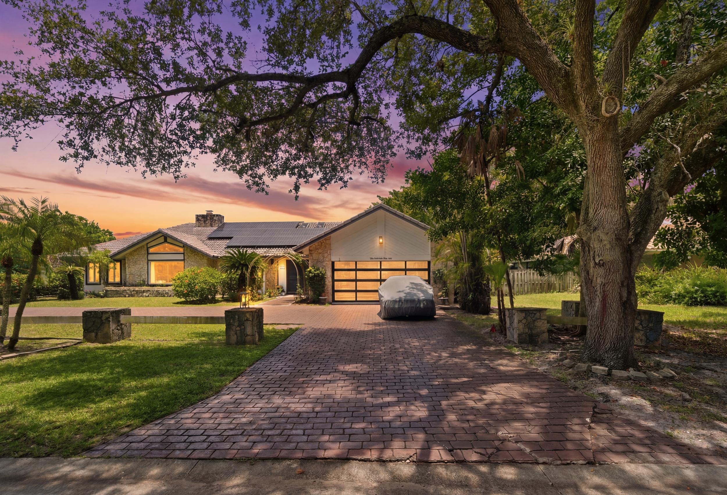 OAK WOOD - Residential