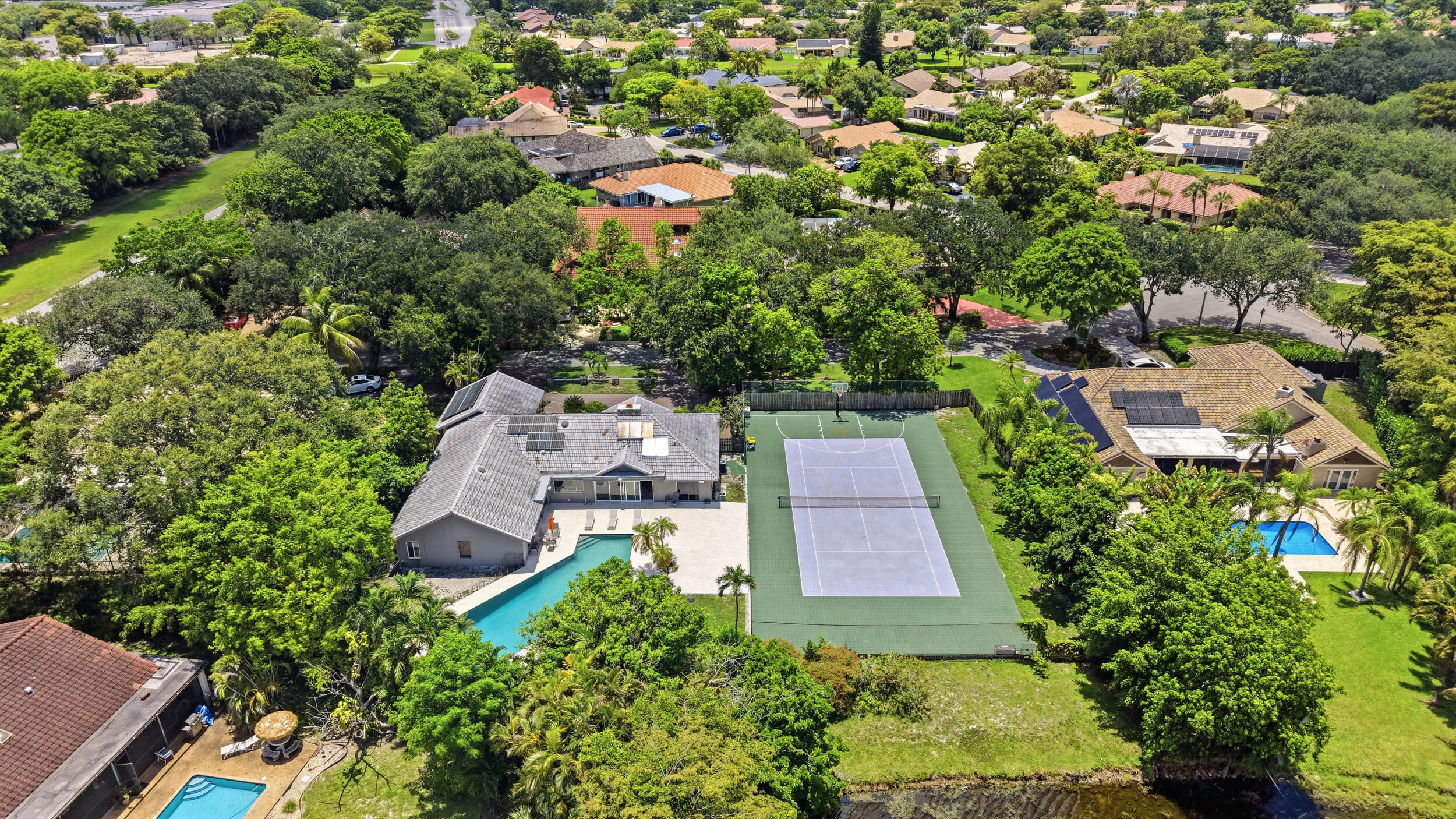 OAK WOOD - Residential