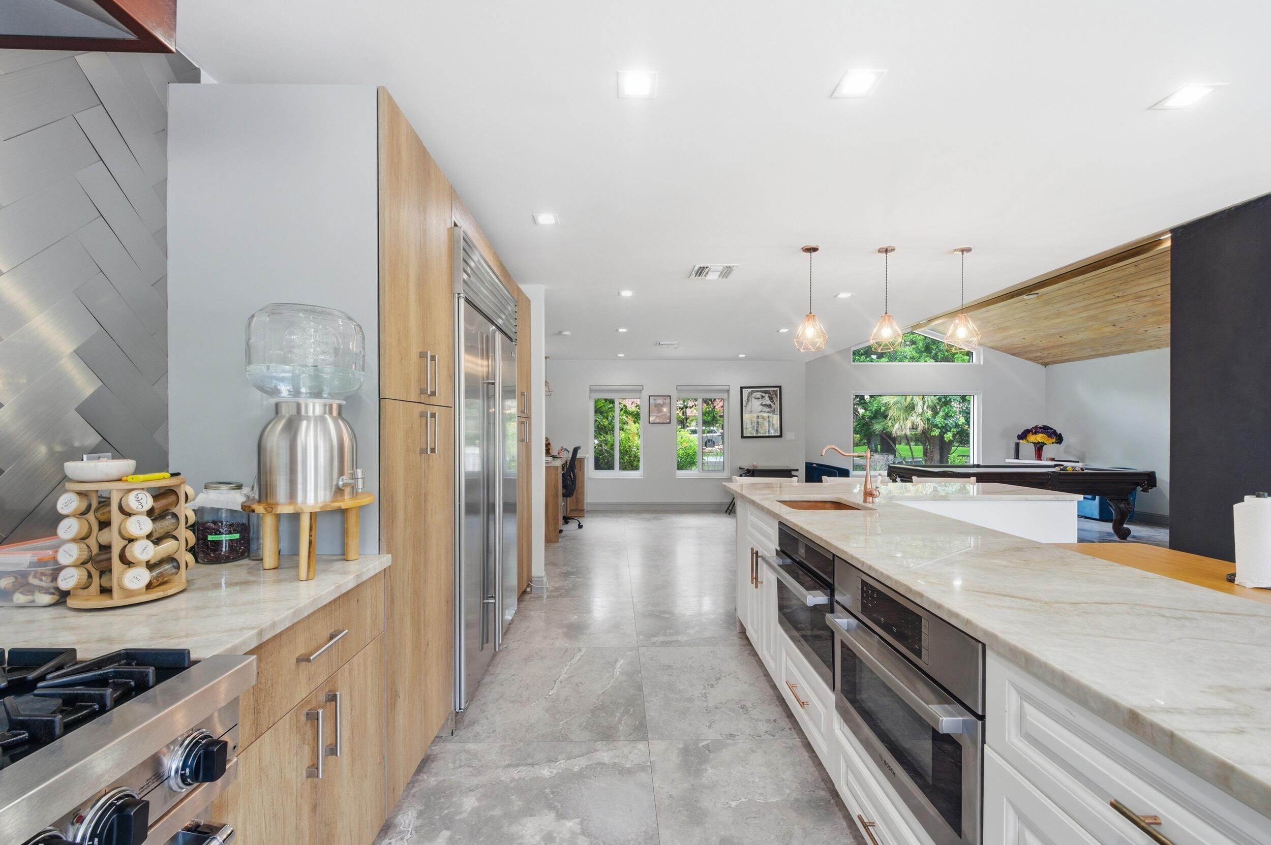 OAK WOOD - Residential