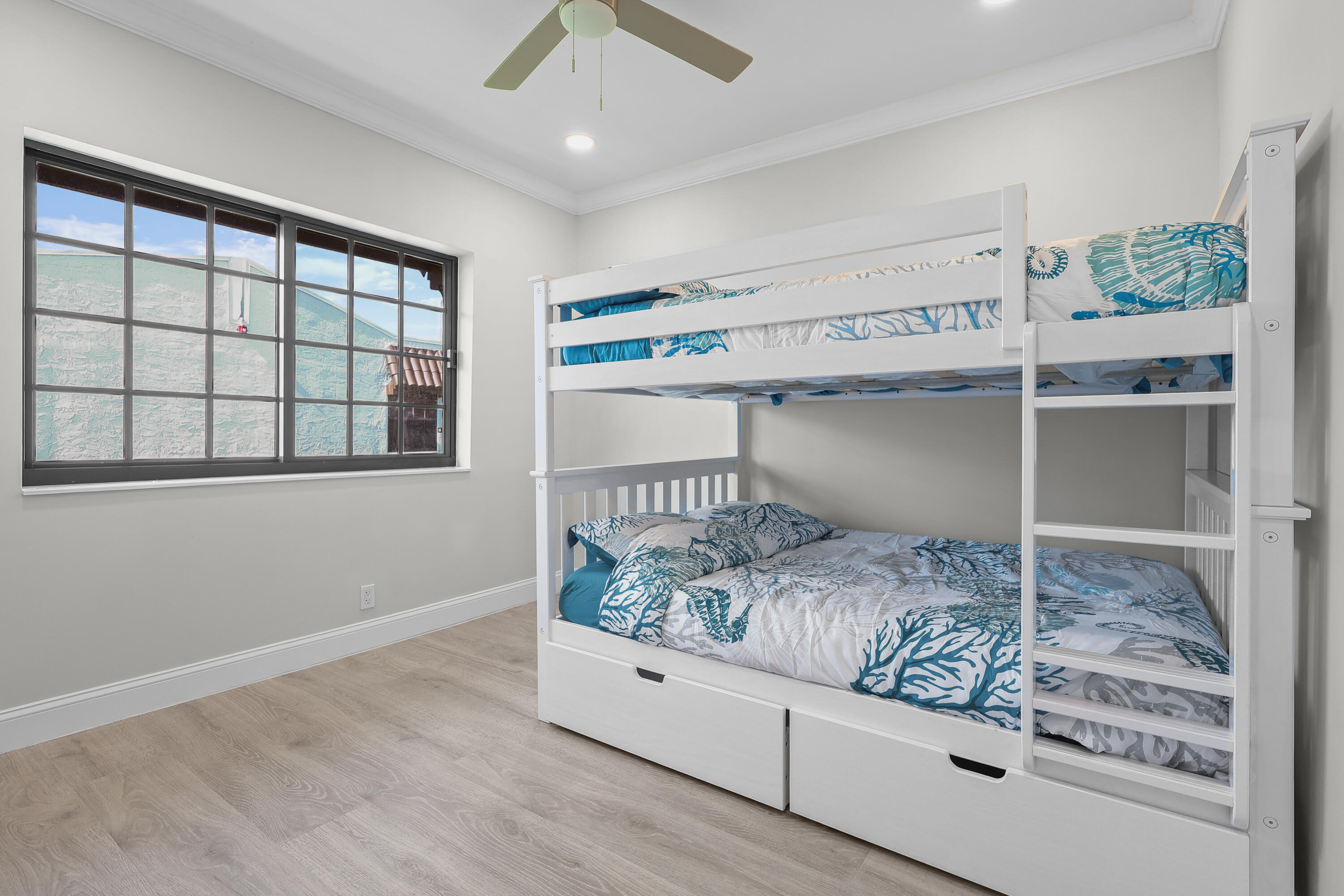 JARDIN DEL MAR CONDO - Residential Lease