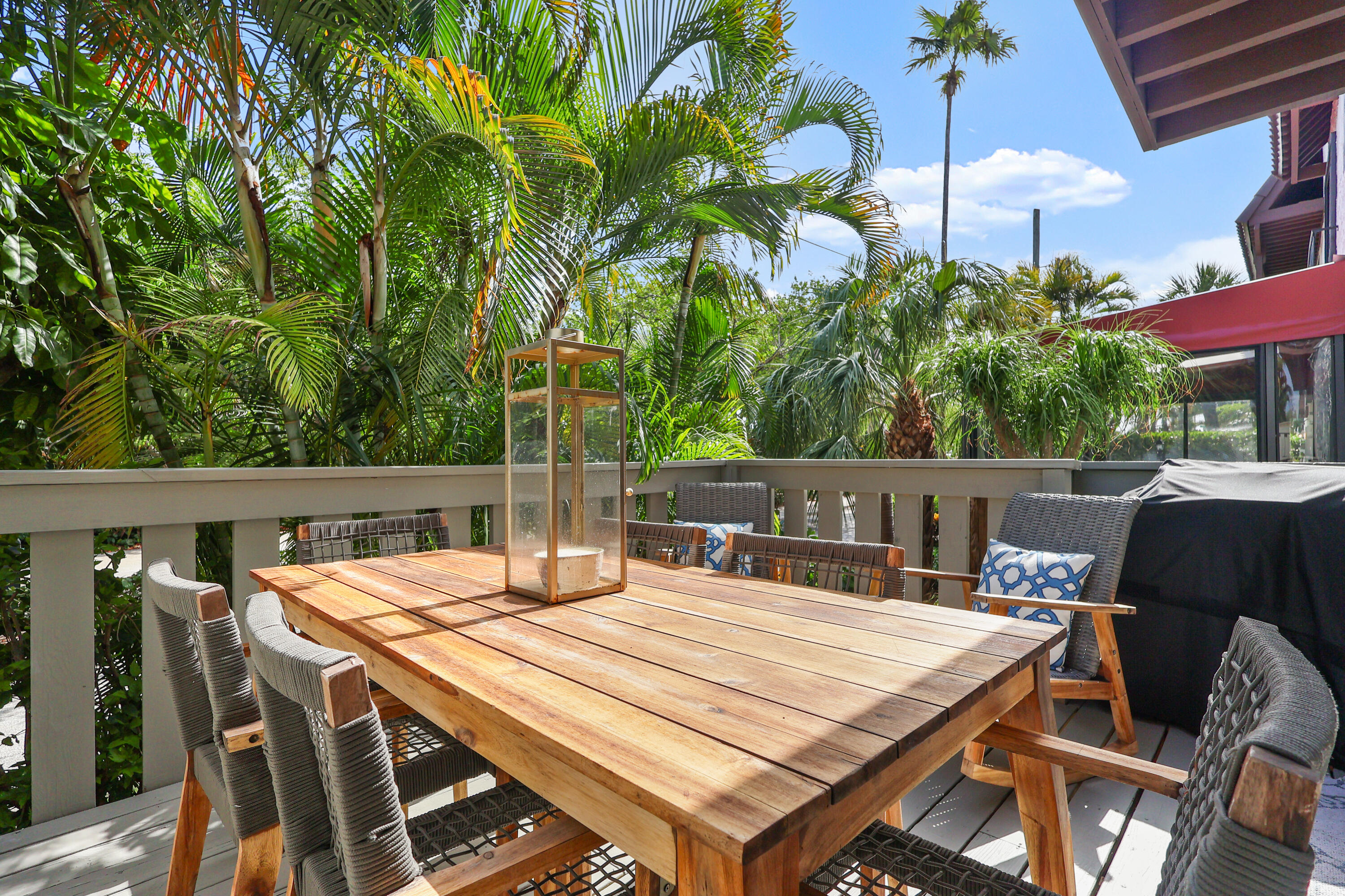 JARDIN DEL MAR CONDO - Residential Lease