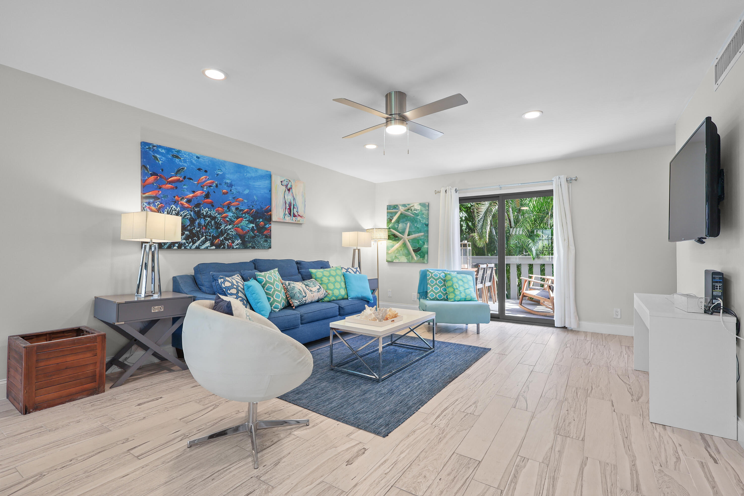 JARDIN DEL MAR CONDO - Residential Lease