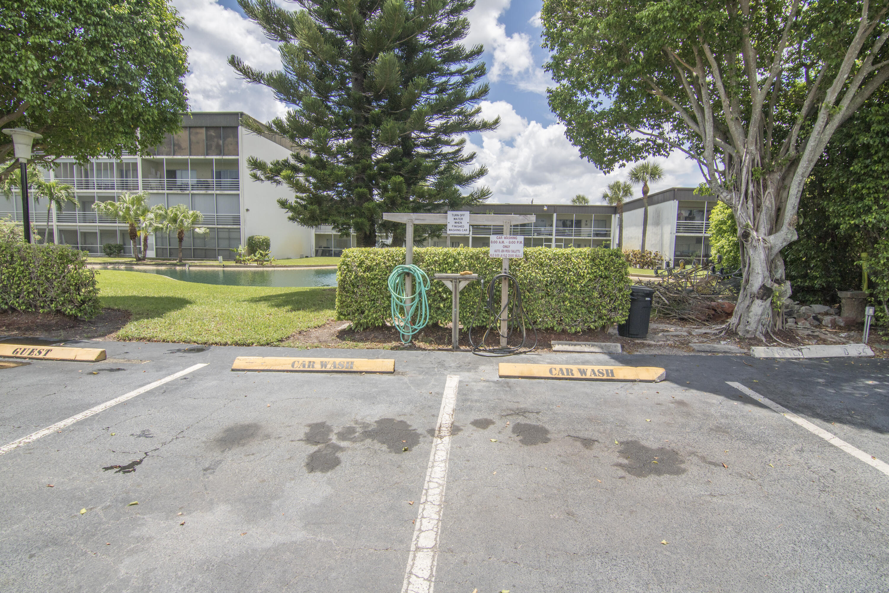HIDDEN HARBOUR OF THE PALM BEACHES COND DECL FILED - Residential