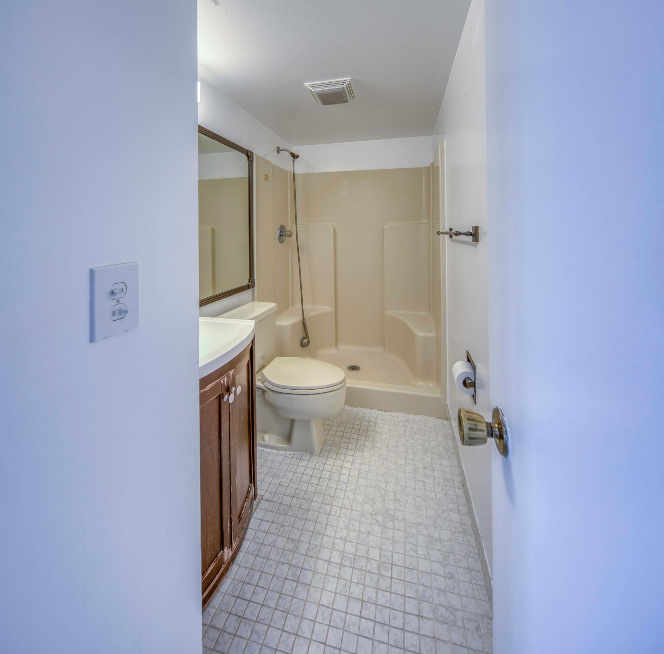 HIDDEN HARBOUR OF THE PALM BEACHES COND DECL FILED - Residential