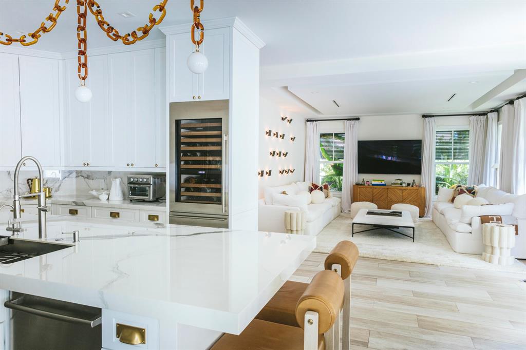 EDMOR ESTS ADD TO WPB IN - Residential