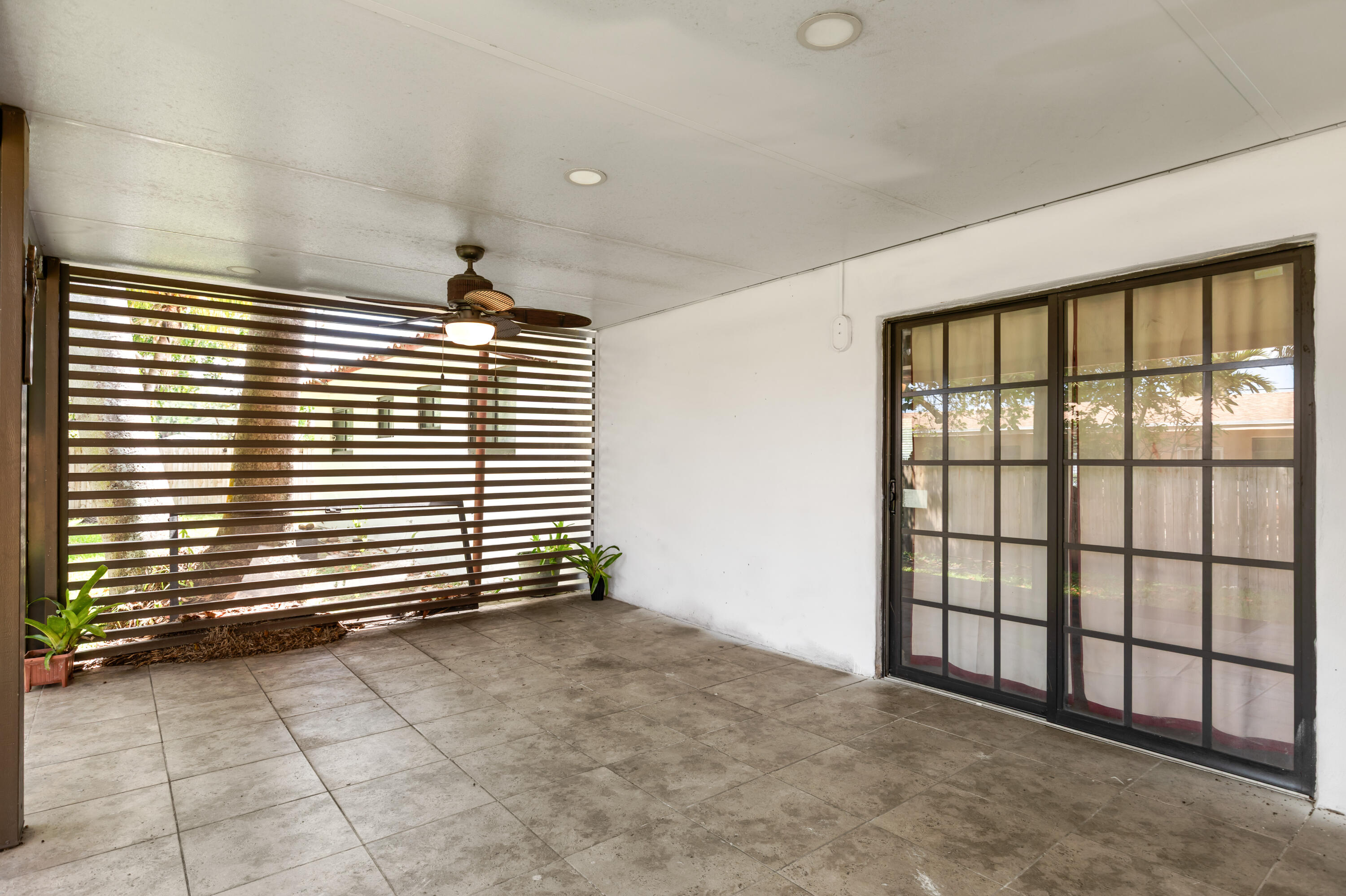 JOHN BELTON SPARLING ESTATES - Residential Lease