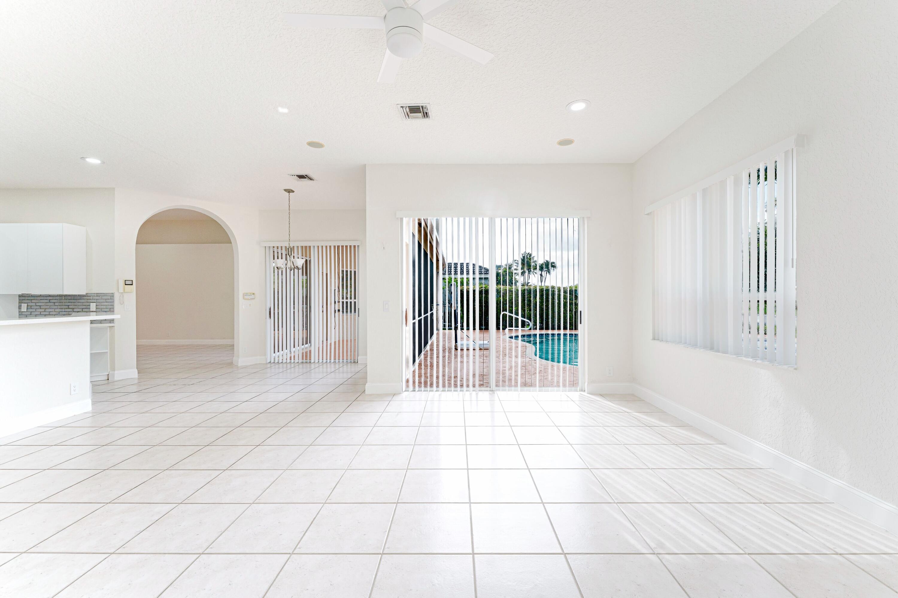 BOCA FALLS PAR T - Residential Lease