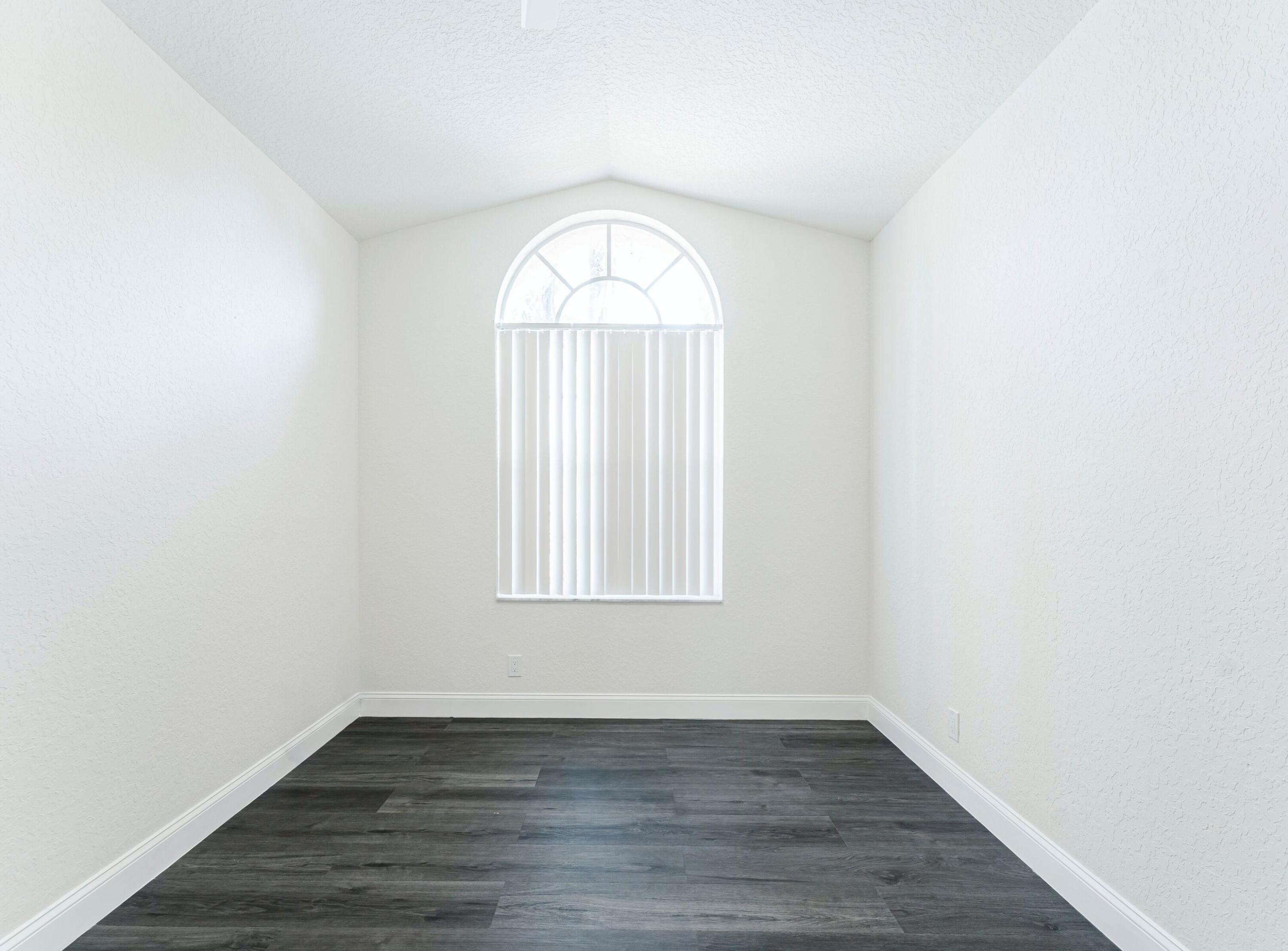 BOCA FALLS PAR T - Residential Lease