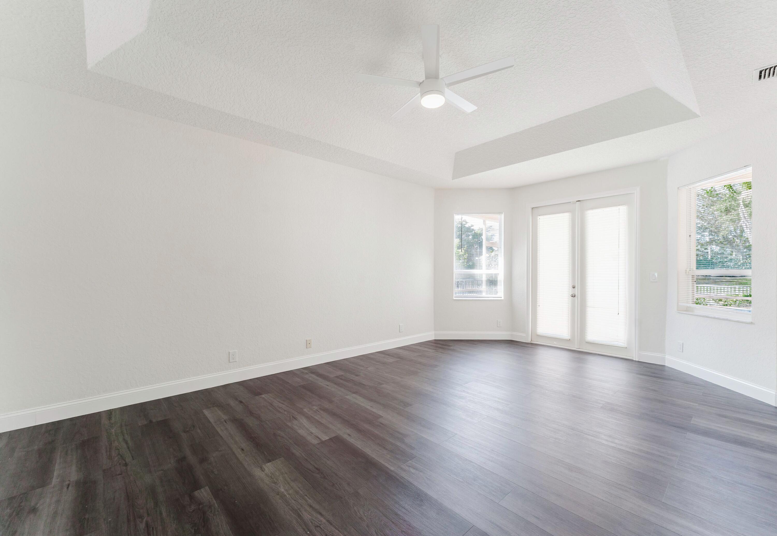 BOCA FALLS PAR T - Residential Lease