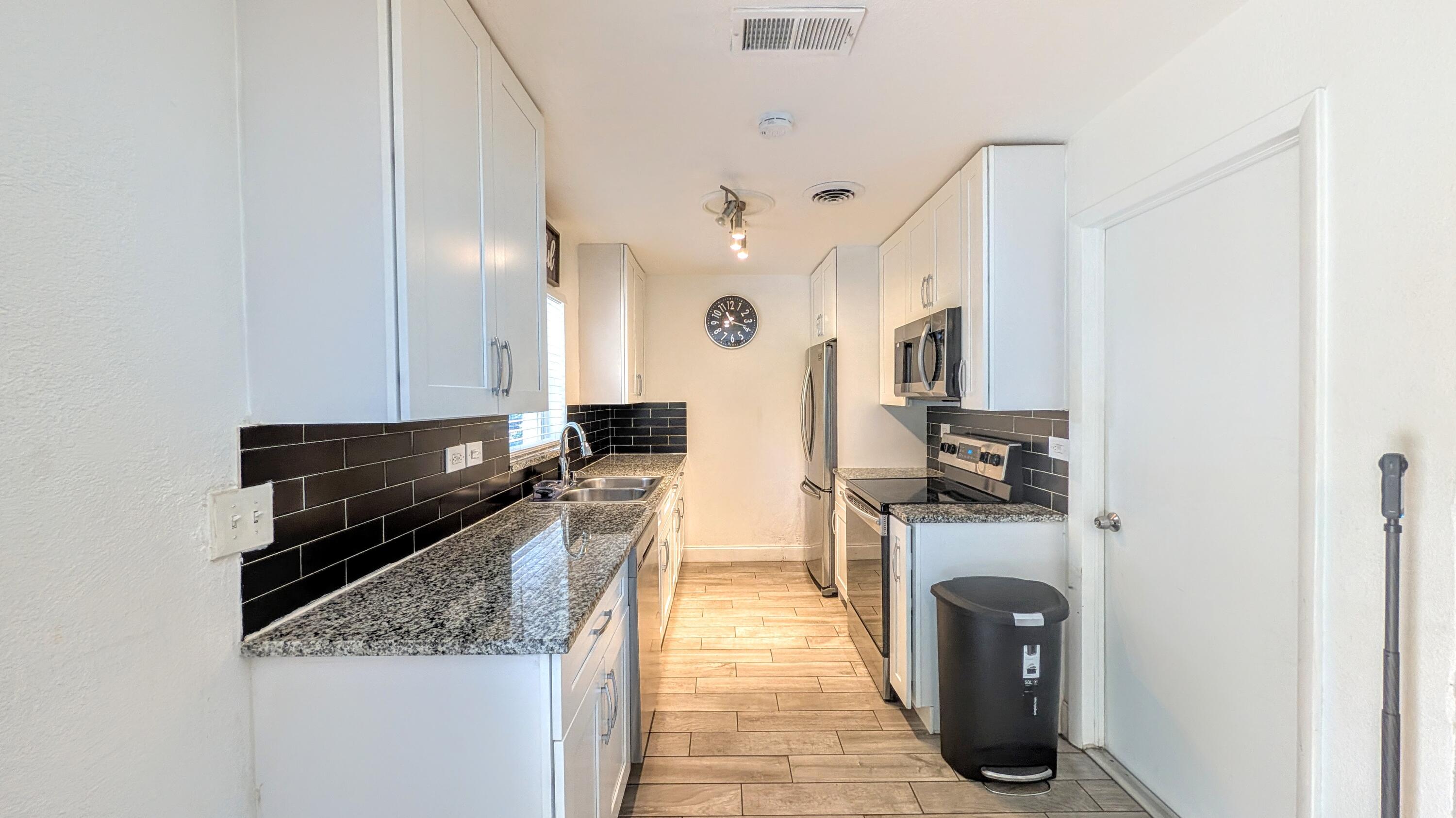 LAKE CLARKE SOUTH - Residential Lease