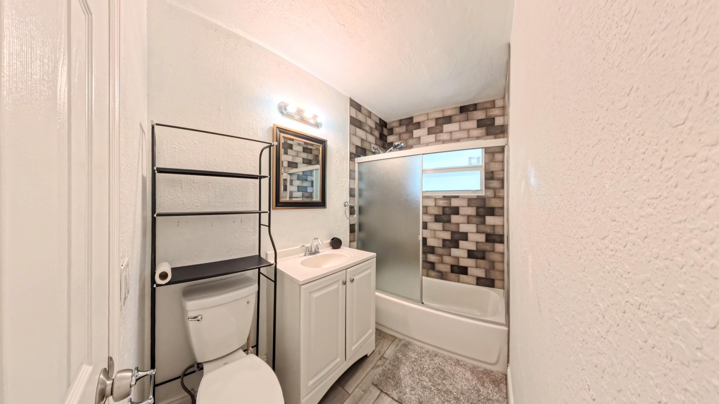 LAKE CLARKE SOUTH - Residential Lease